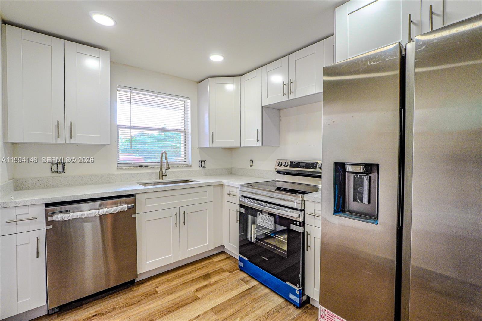 Eton Countryside I Condo