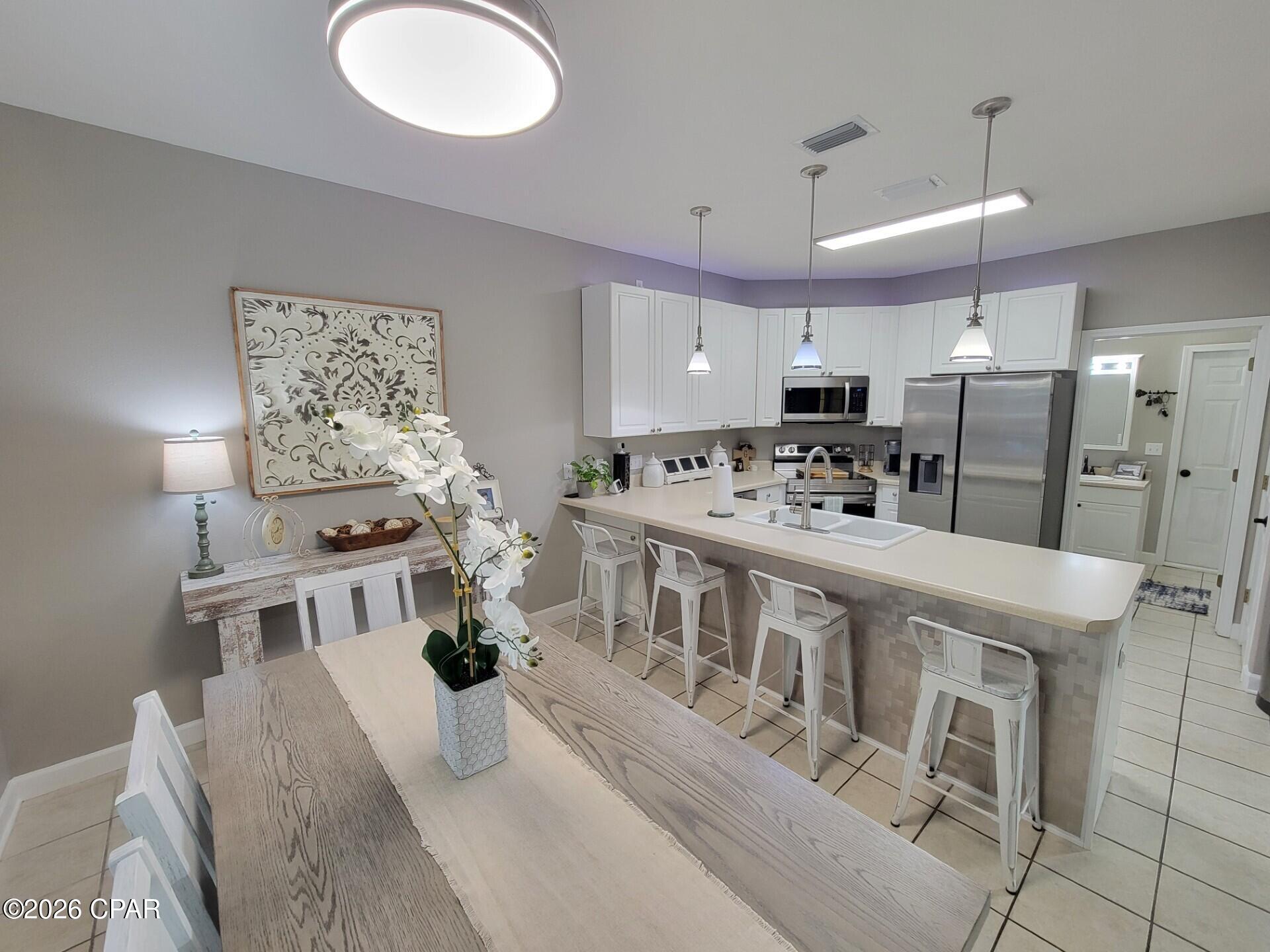 Image 4 For 6216 Lagoon Drive