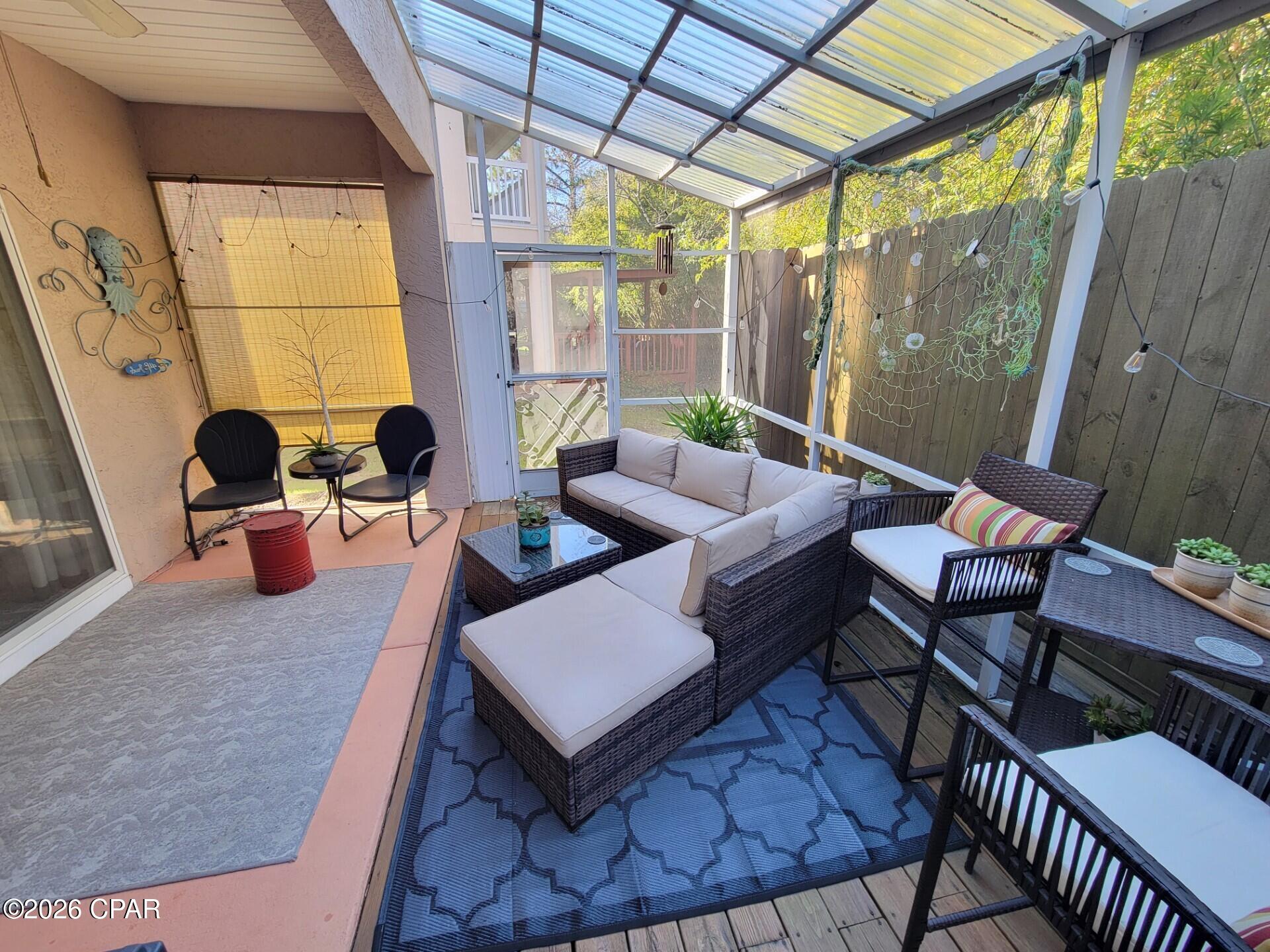 Image 7 For 6216 Lagoon Drive