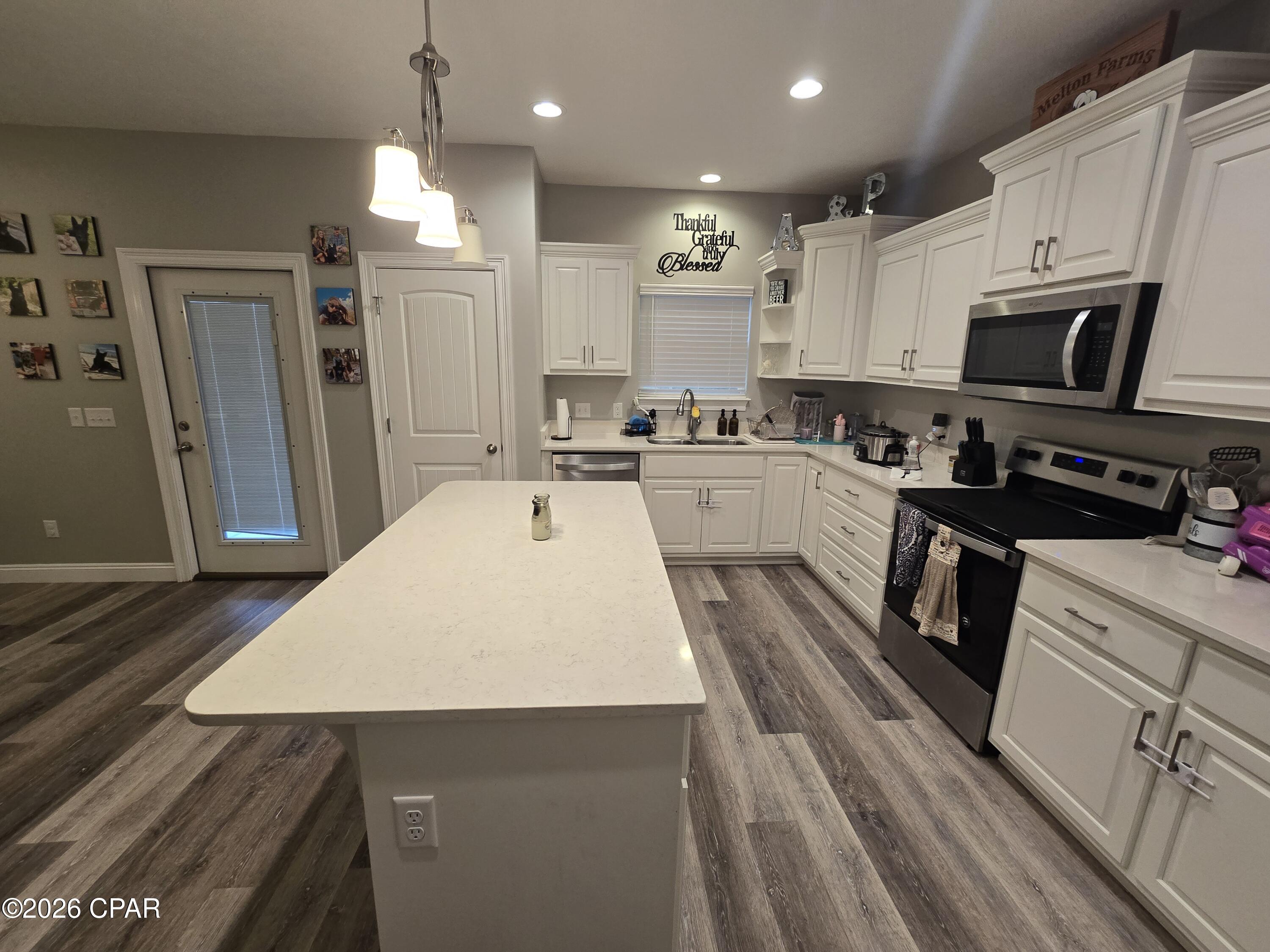 Image 7 For 3428 High Cliff Road