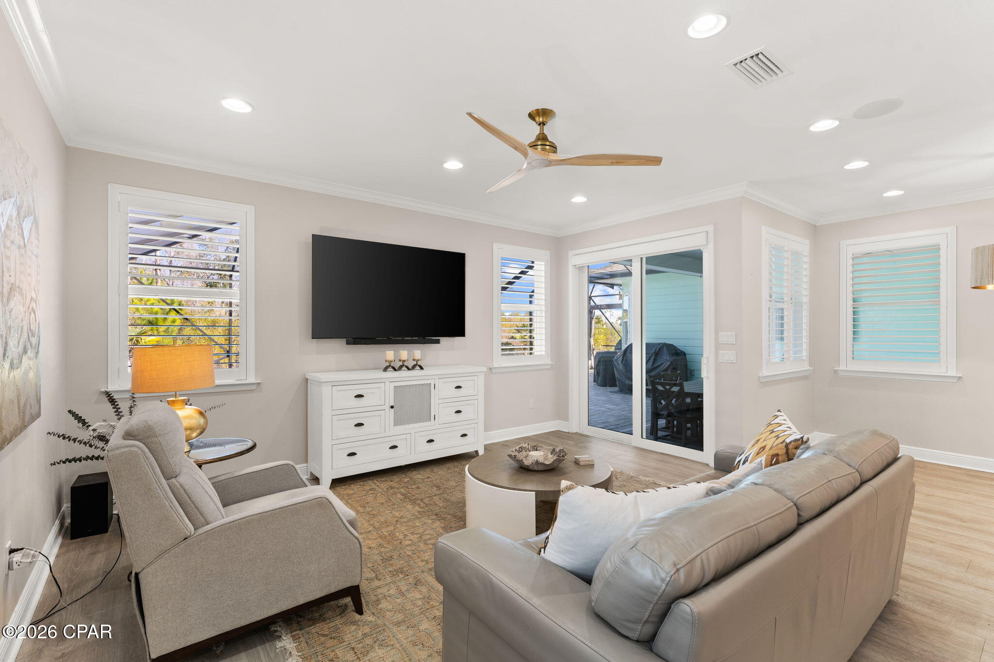 Image 15 For 8518 Flip Flop Court