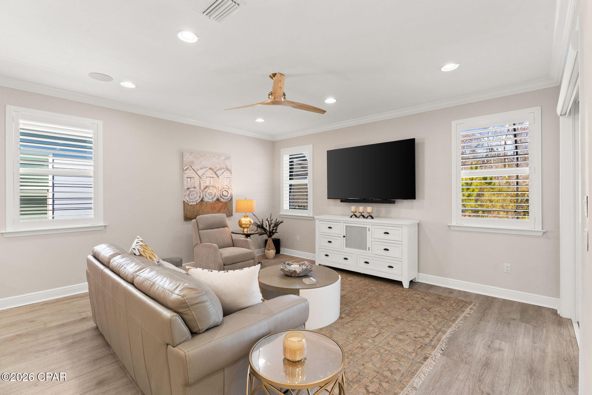 Image 16 For 8518 Flip Flop Court