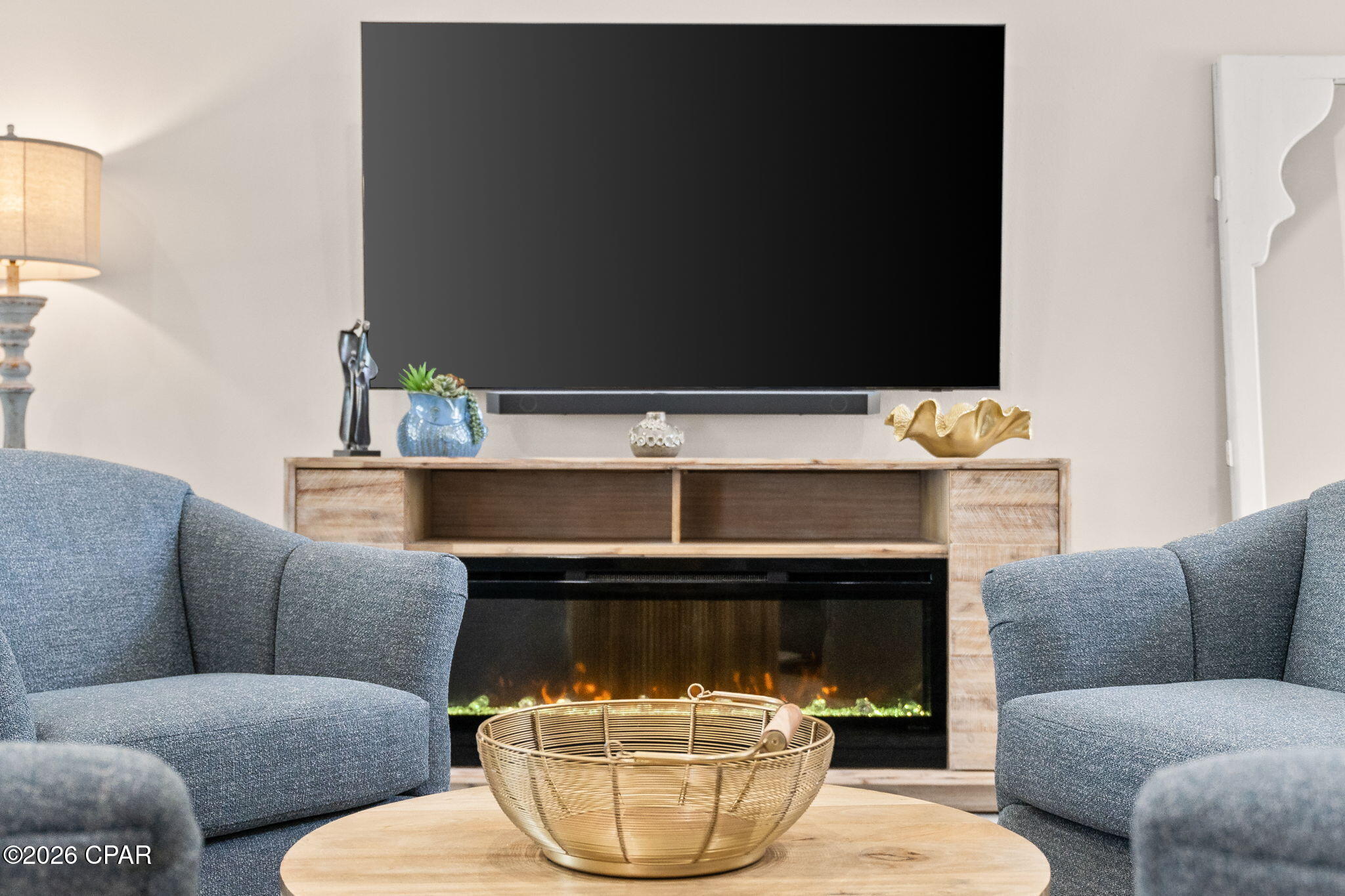 Image 26 For 8518 Flip Flop Court