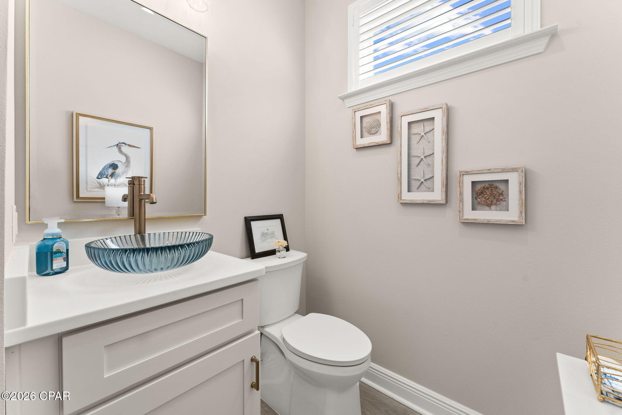 Image 31 For 8518 Flip Flop Court