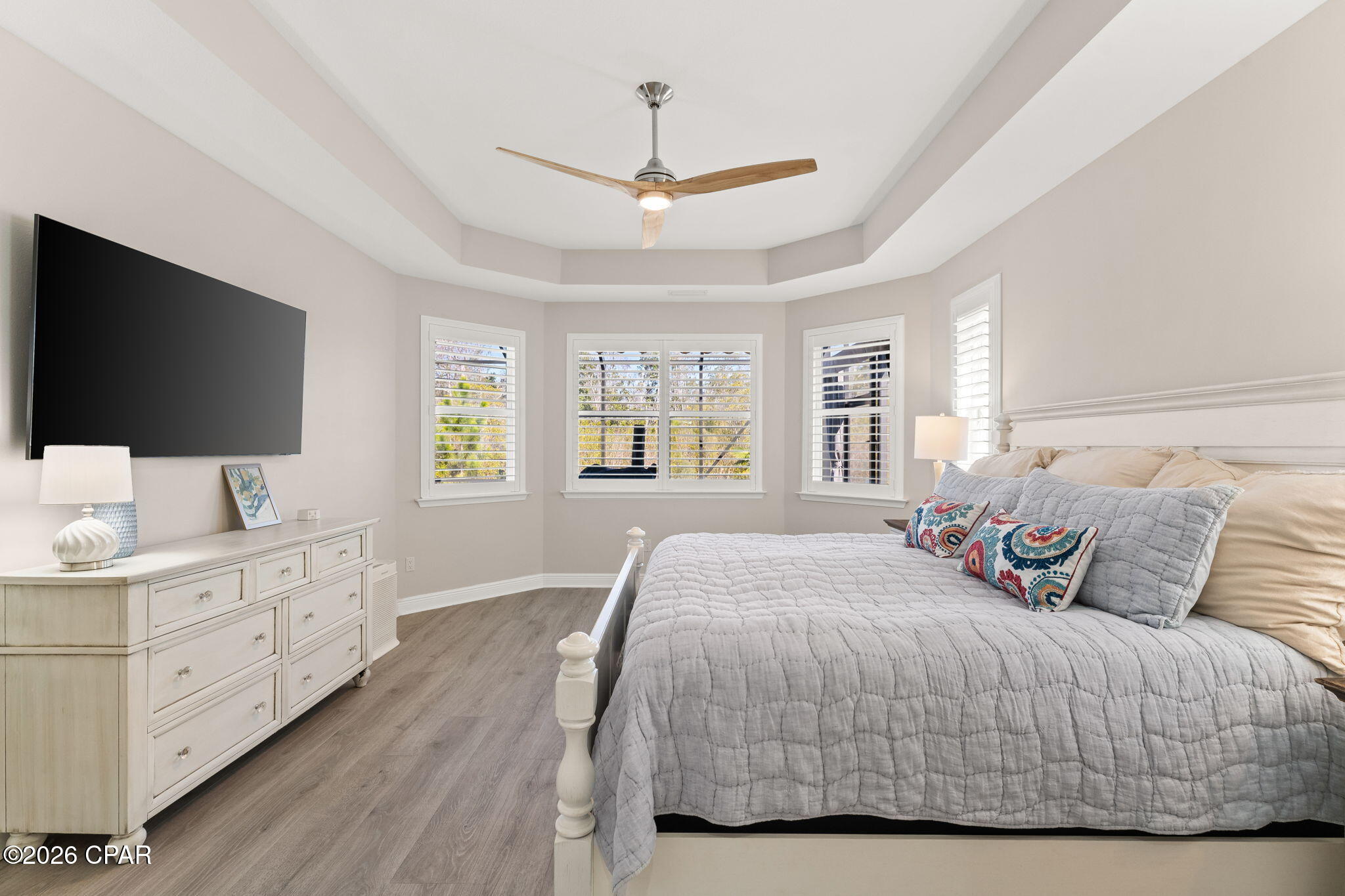 Image 33 For 8518 Flip Flop Court