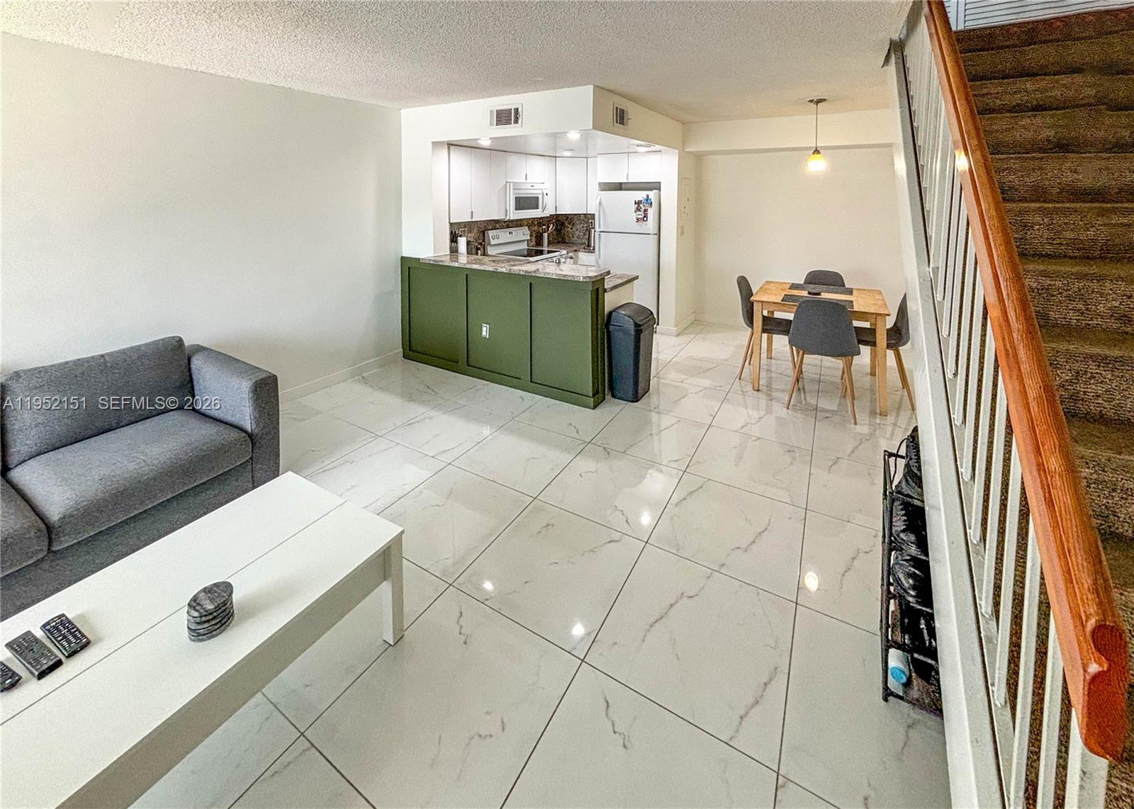 Coral Pointe Townhomes Co
