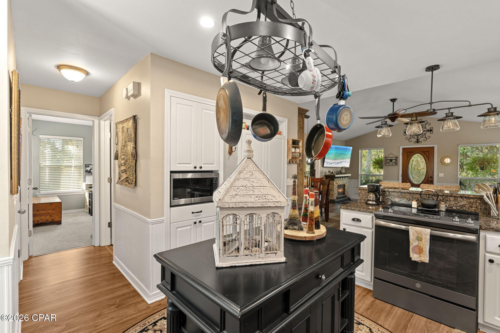 Image 19 For 148 Summer Breeze Lane