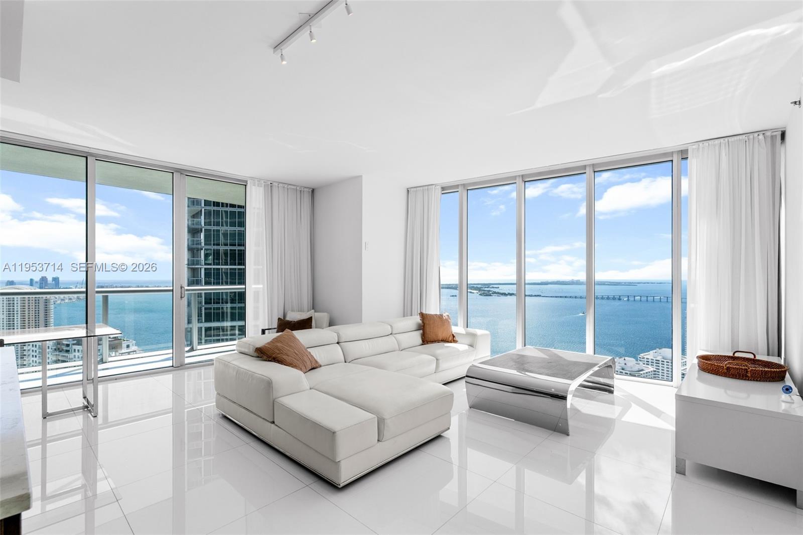 Icon Brickell Condo No 3