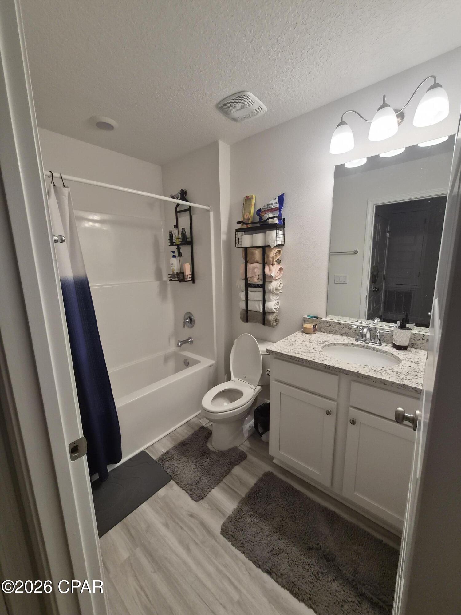 Image 8 For 460 Melrose Way