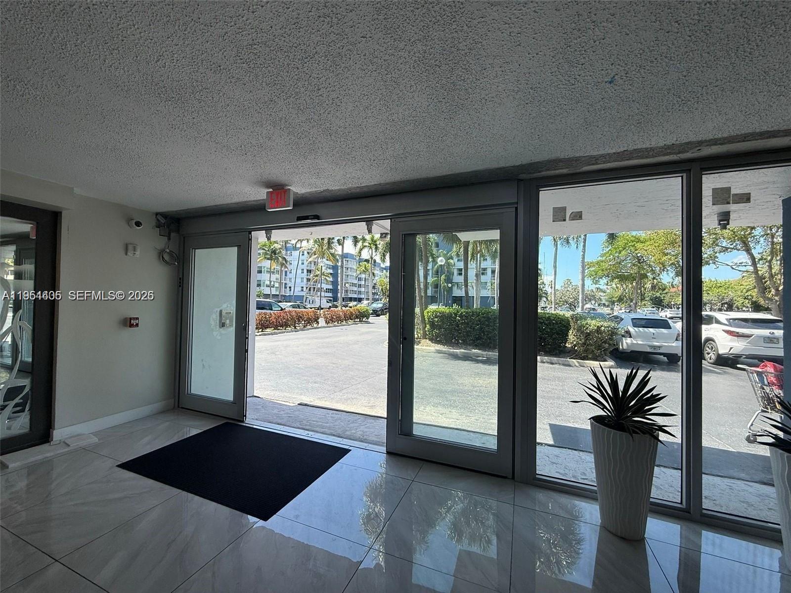 Reef North Condo
