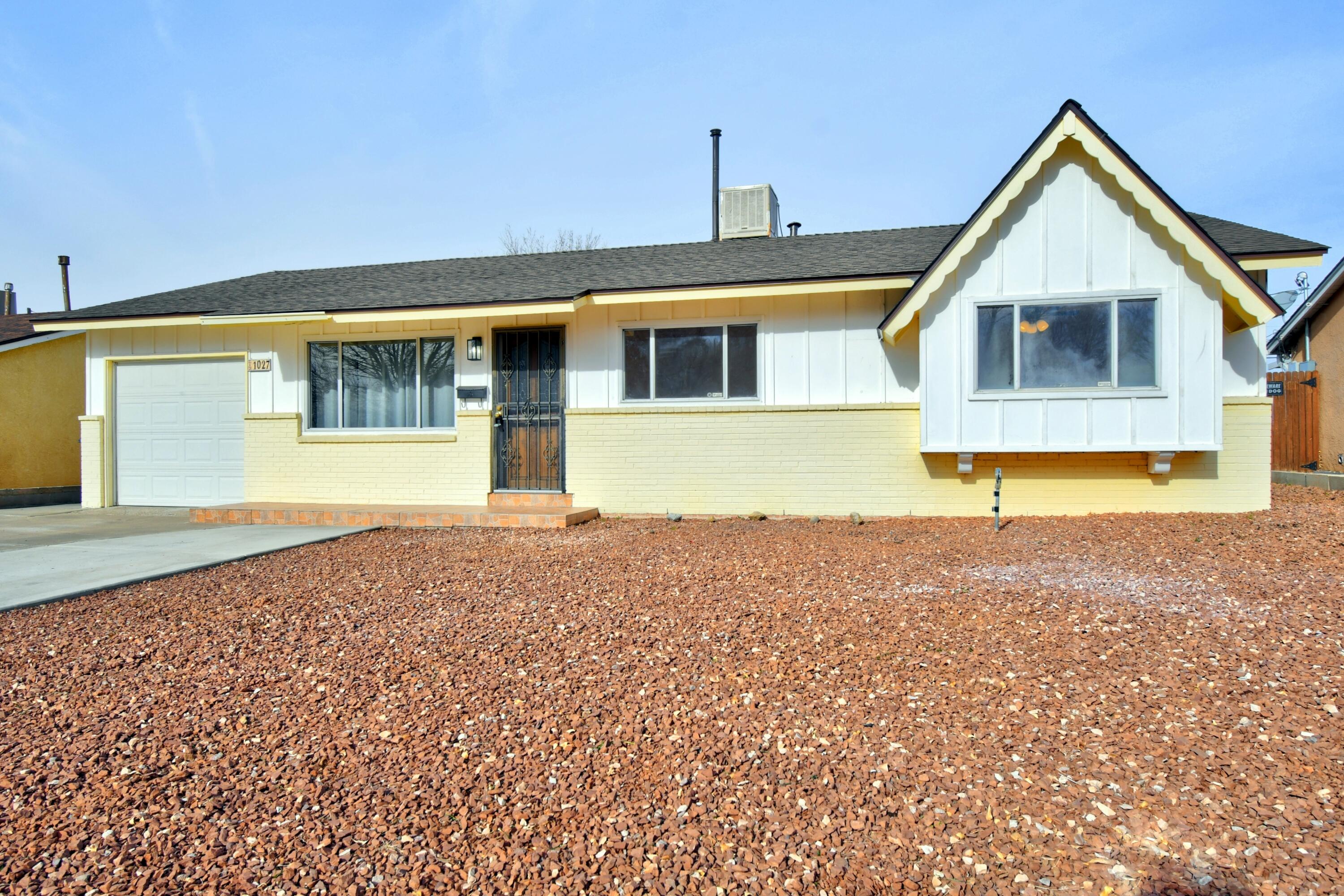 1027 Wade Street, Albuquerque NM 87112