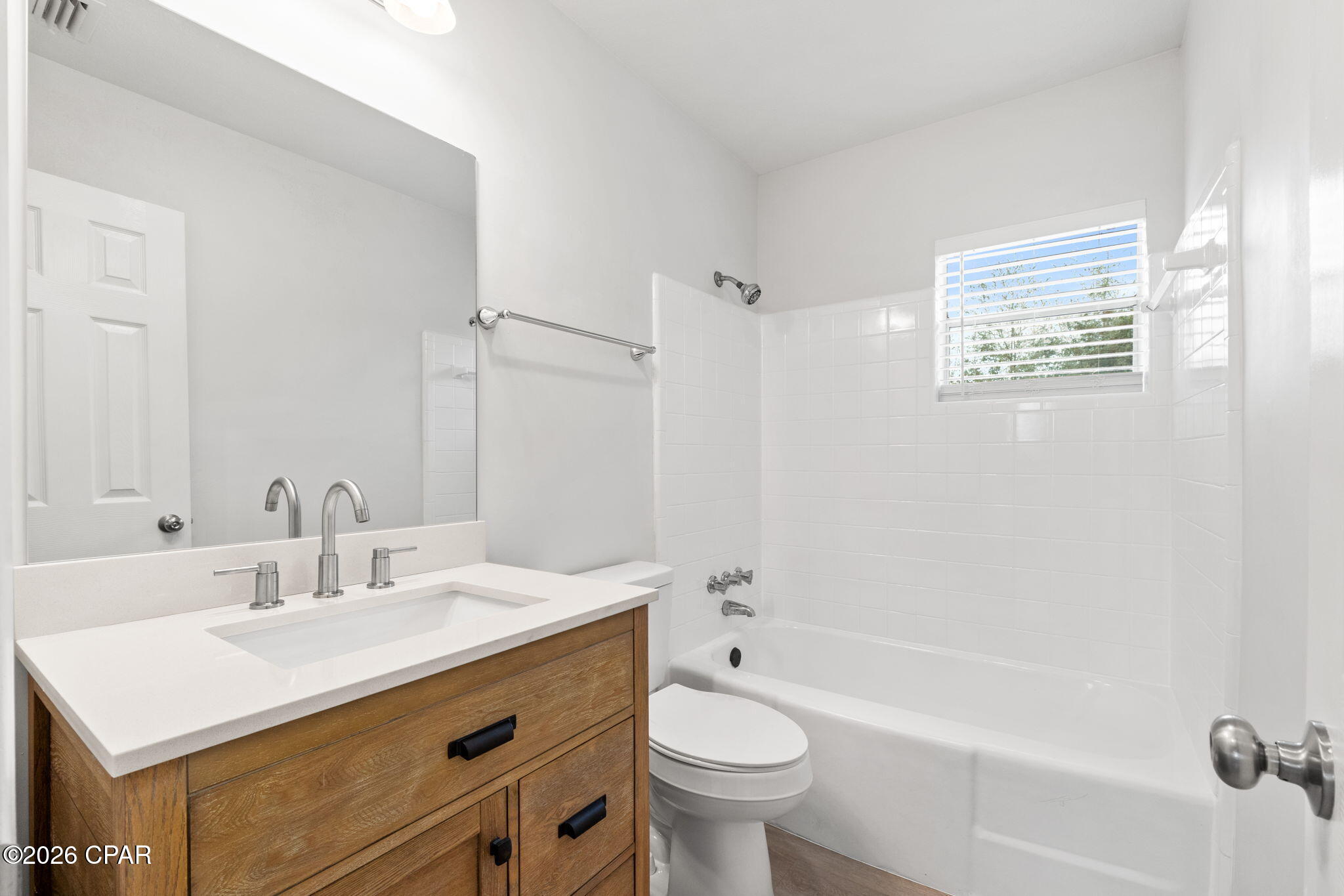 Image 21 For 614 Barton Avenue