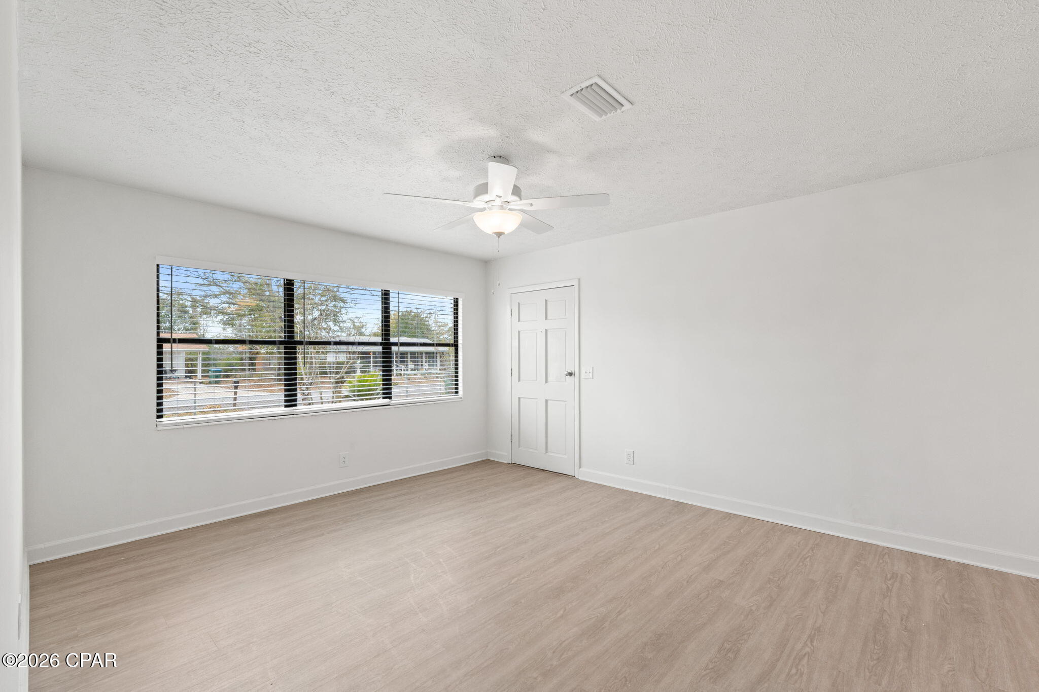 Image 6 For 614 Barton Avenue