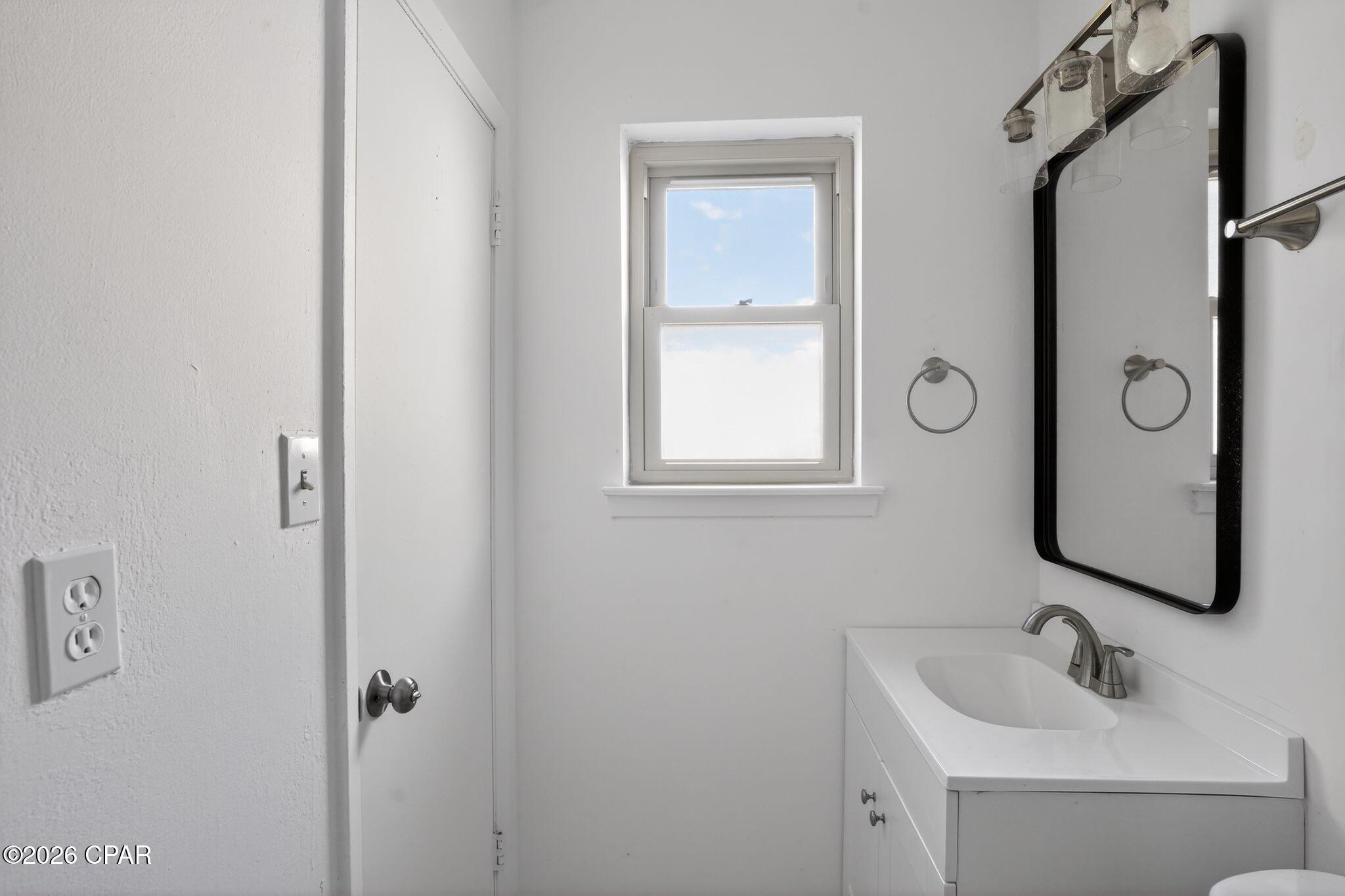 Image 24 For 1101 Jordan Street