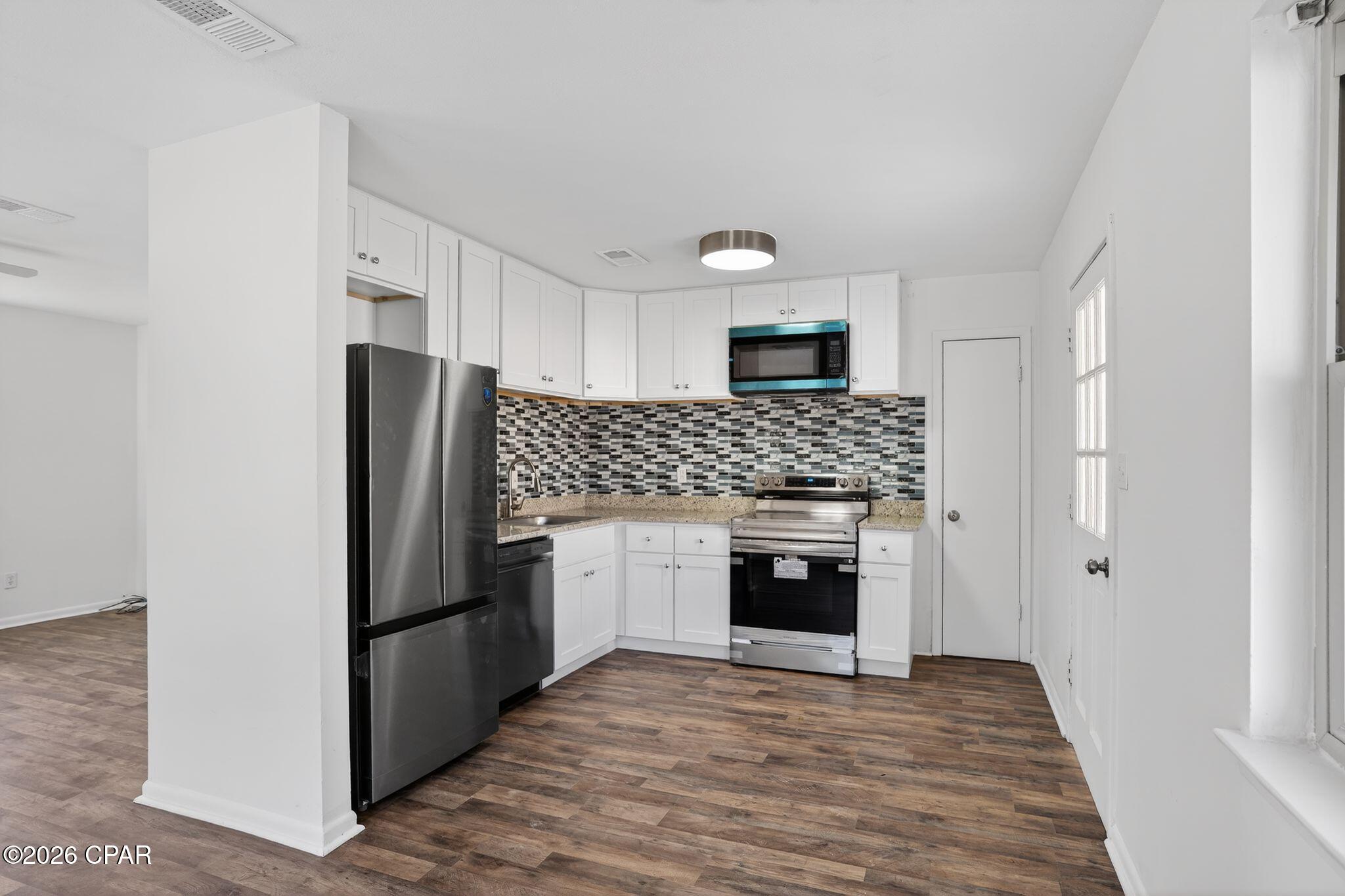 Image 8 For 1101 Jordan Street