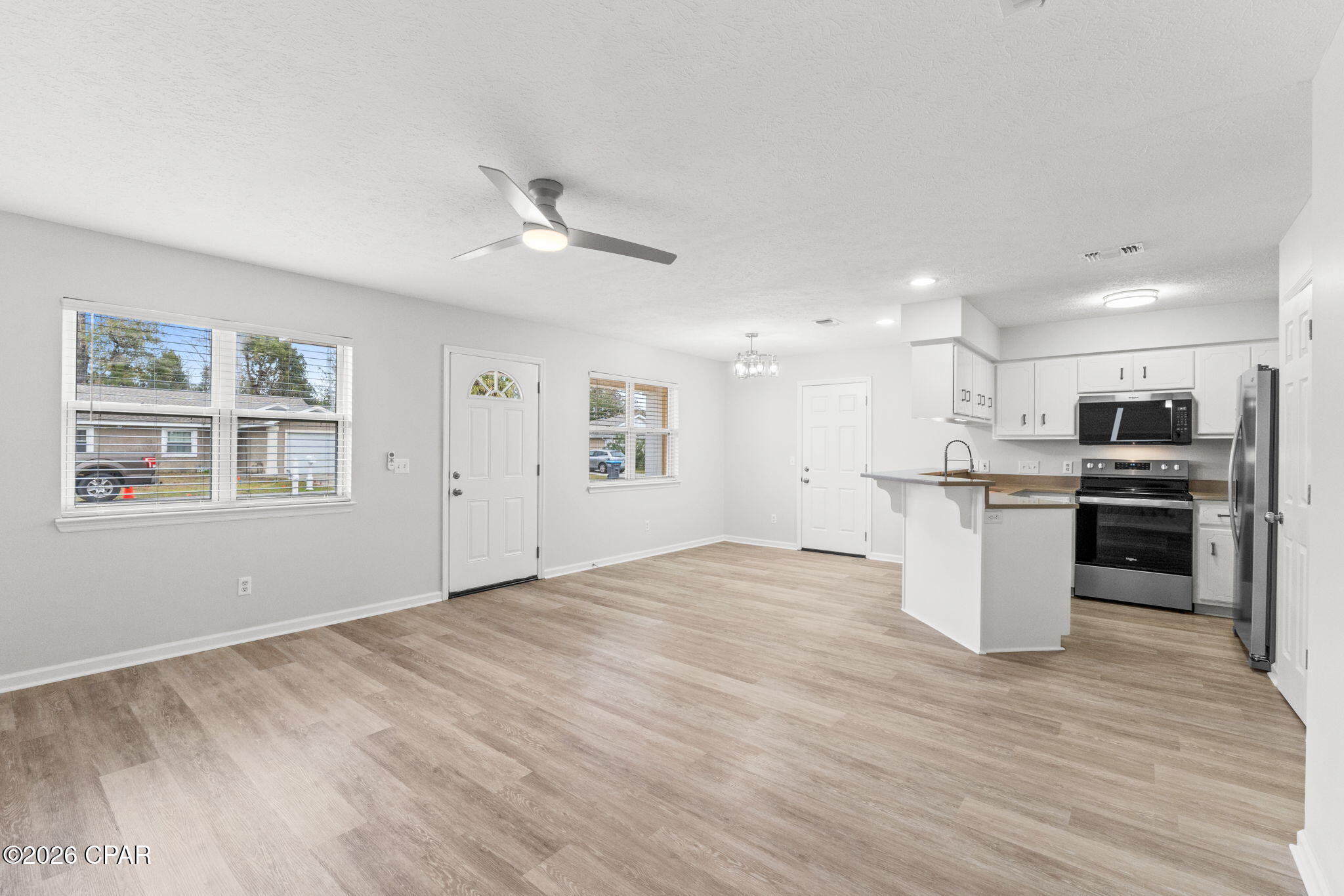 Image 8 For 2906 Nadine Court