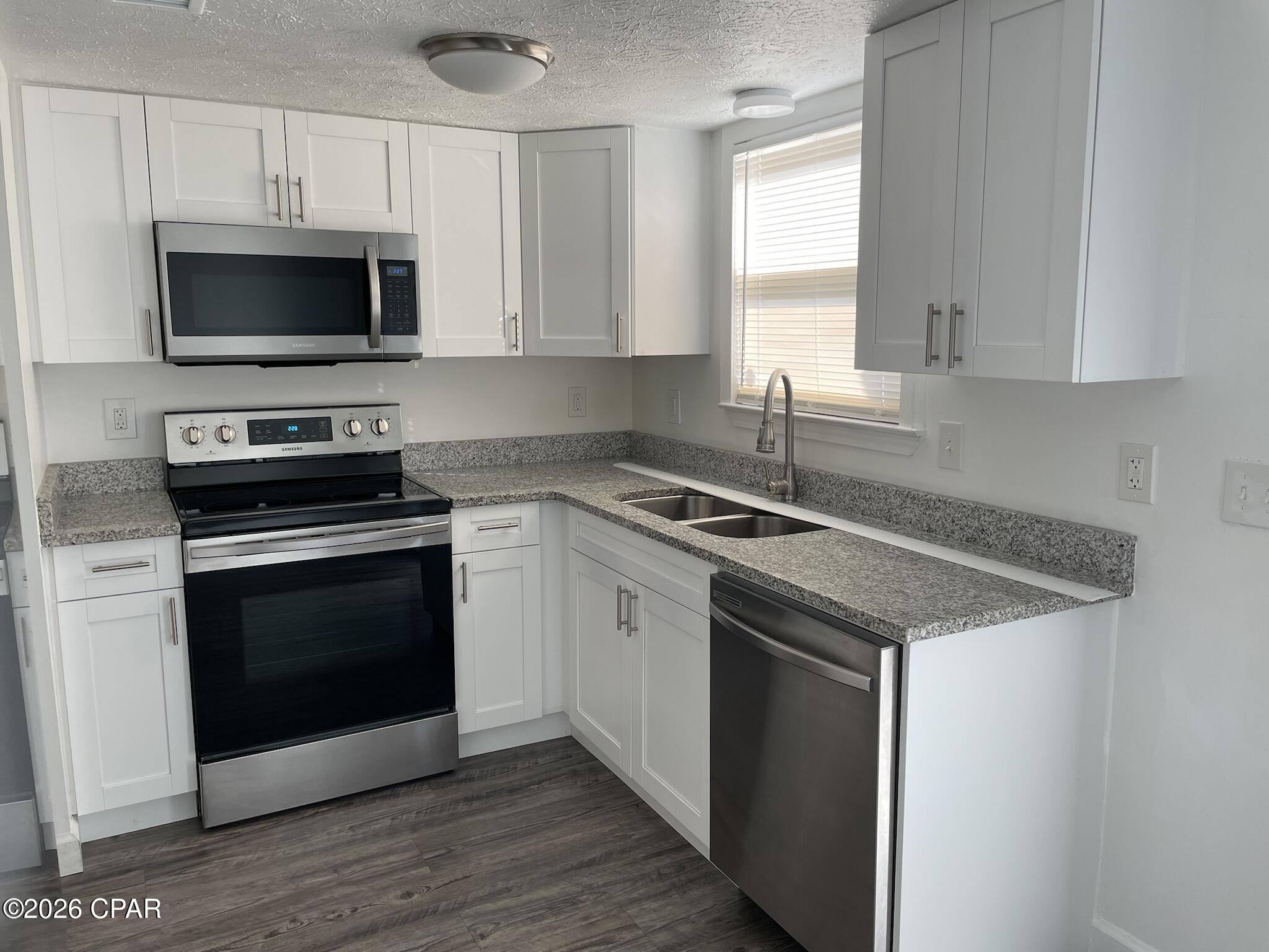 Image 5 For 2712 17th Street