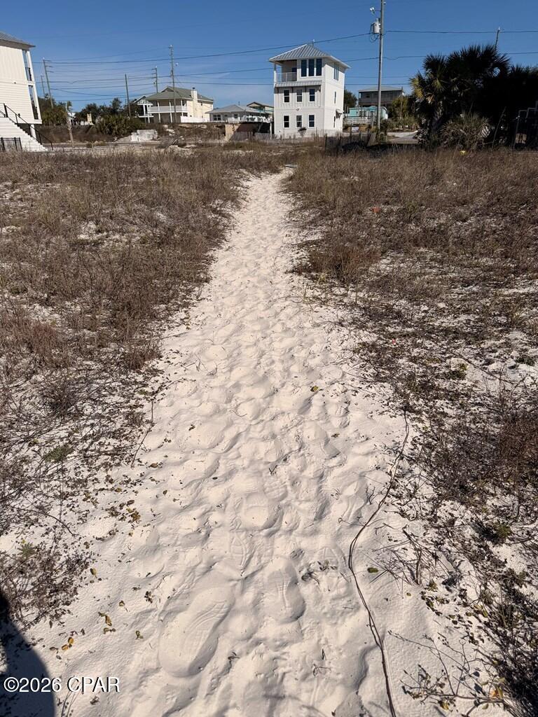 Image 12 For 9021 Olive Avenue