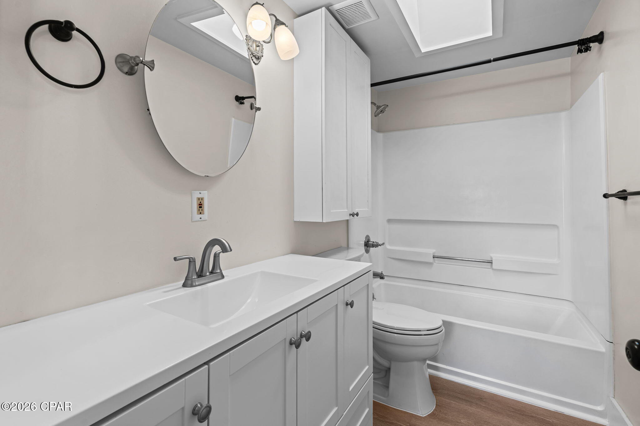 Image 14 For 206 2nd Court A & B