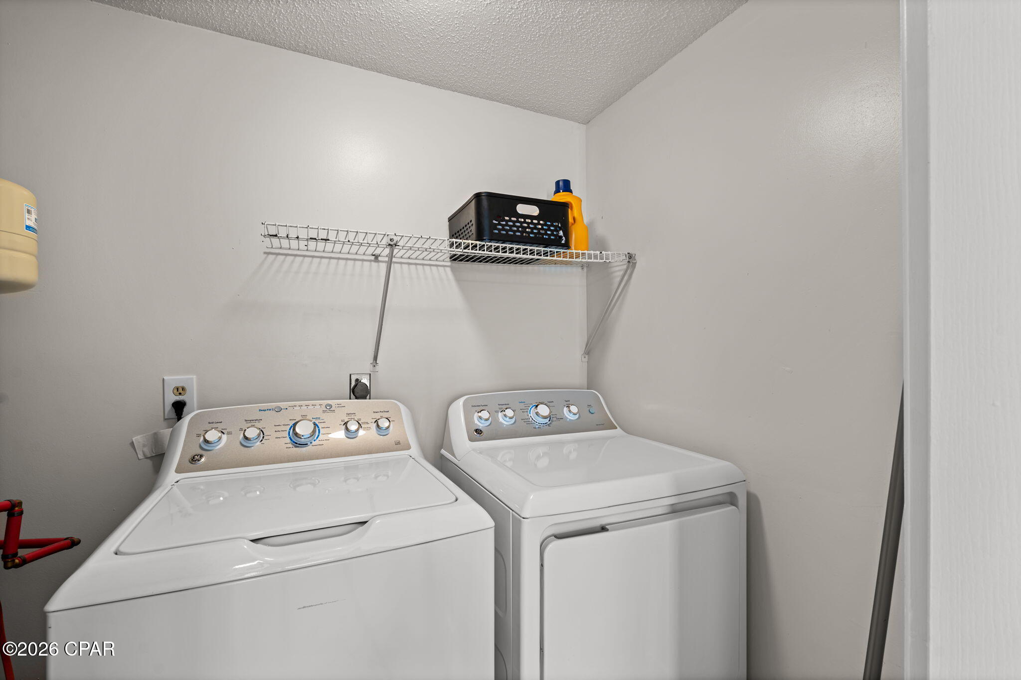 Image 20 For 206 2nd Court A & B