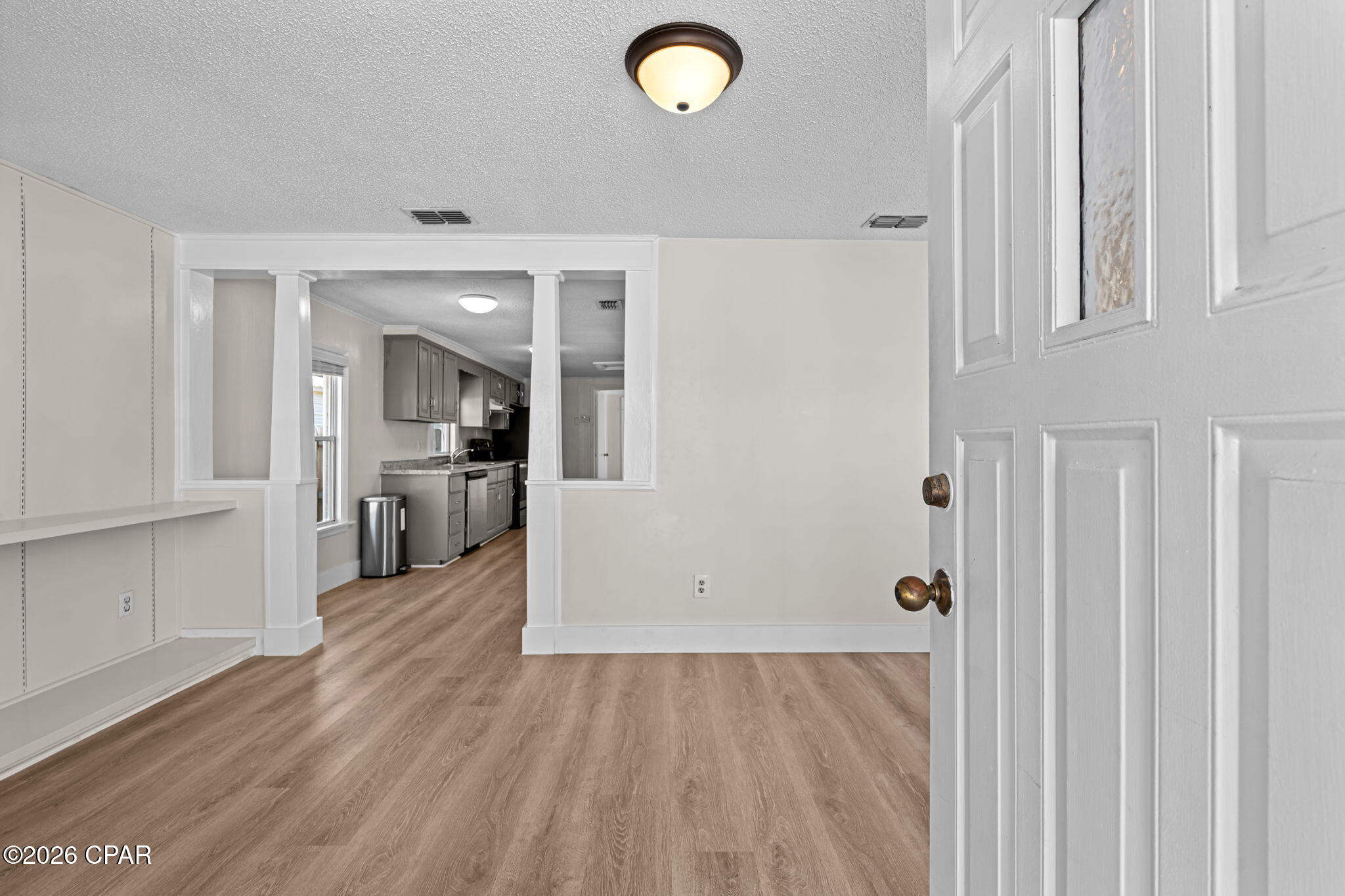 Image 5 For 206 2nd Court A & B