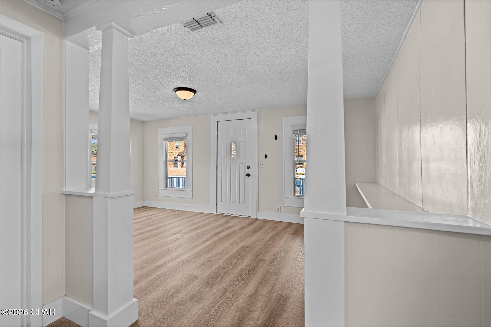 Image 7 For 206 2nd Court A & B