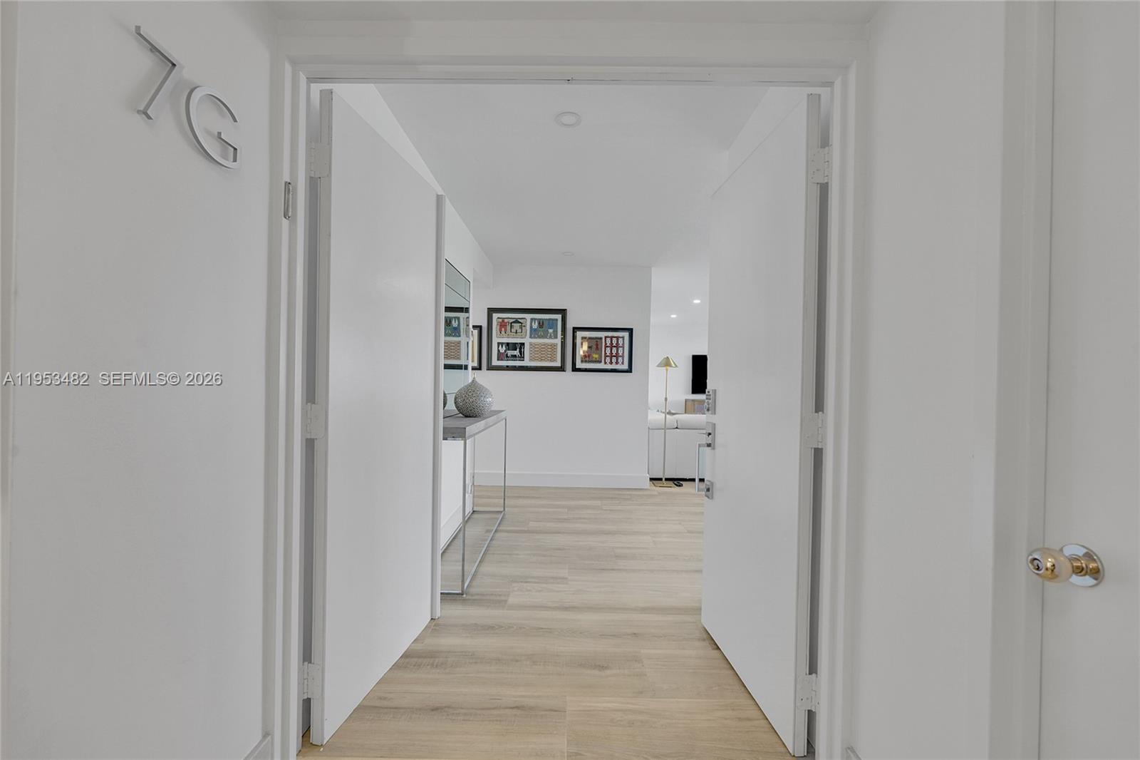 Corinthian On The Intraco