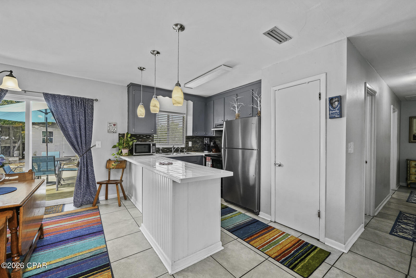 Image 5 For 2808 Garrison Avenue