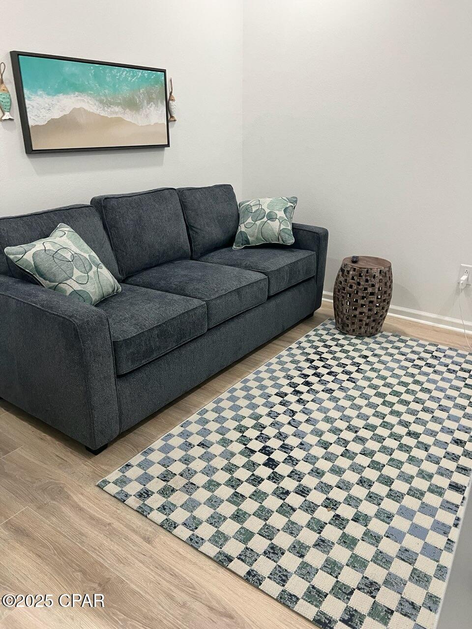 Image 11 For 8726 Pencil Thin Avenue