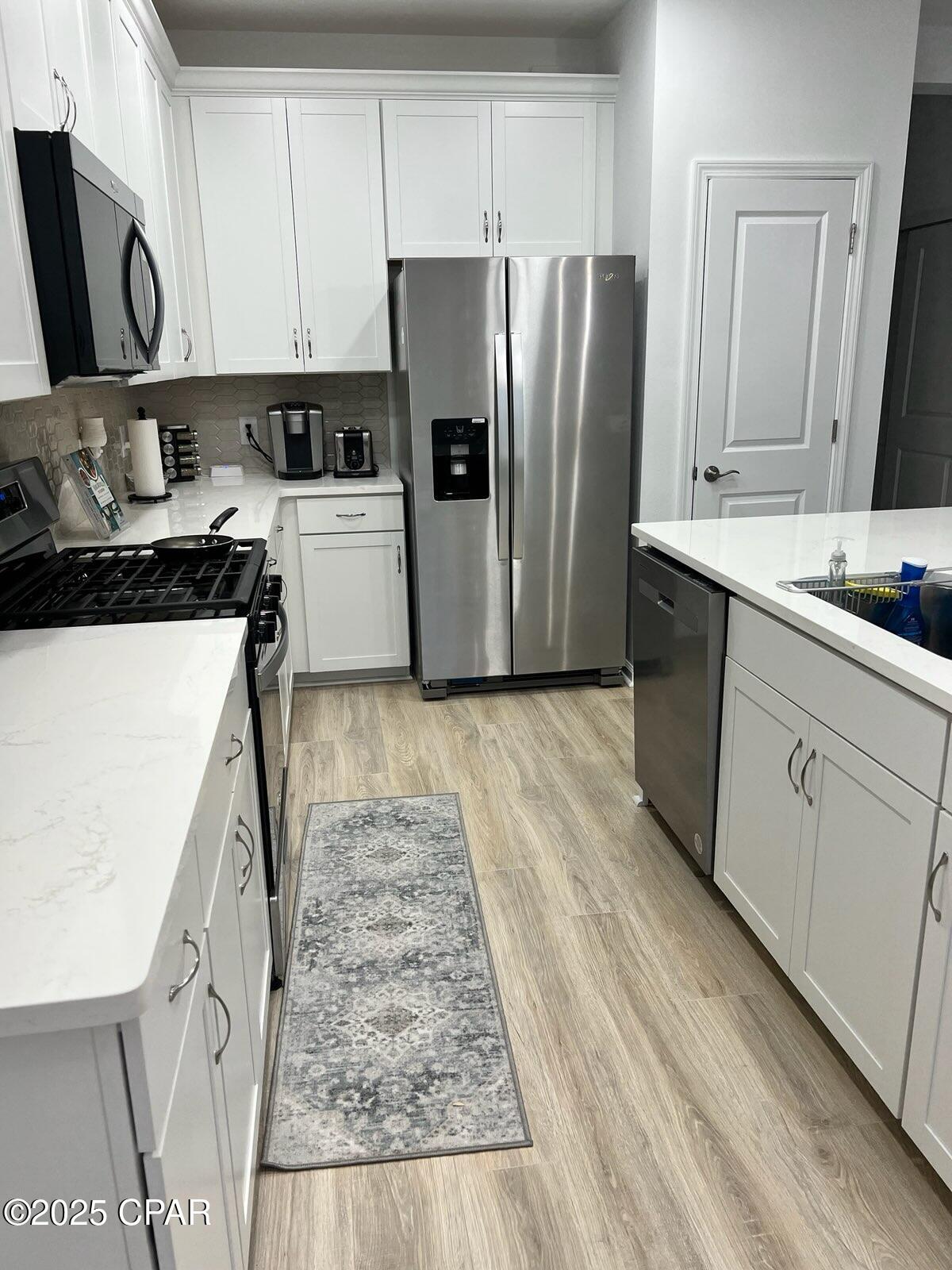 Image 3 For 8726 Pencil Thin Avenue