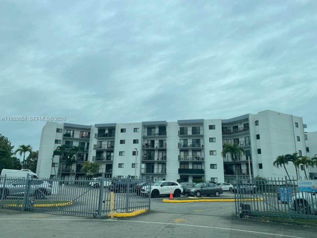 Versailles Plaza Condo