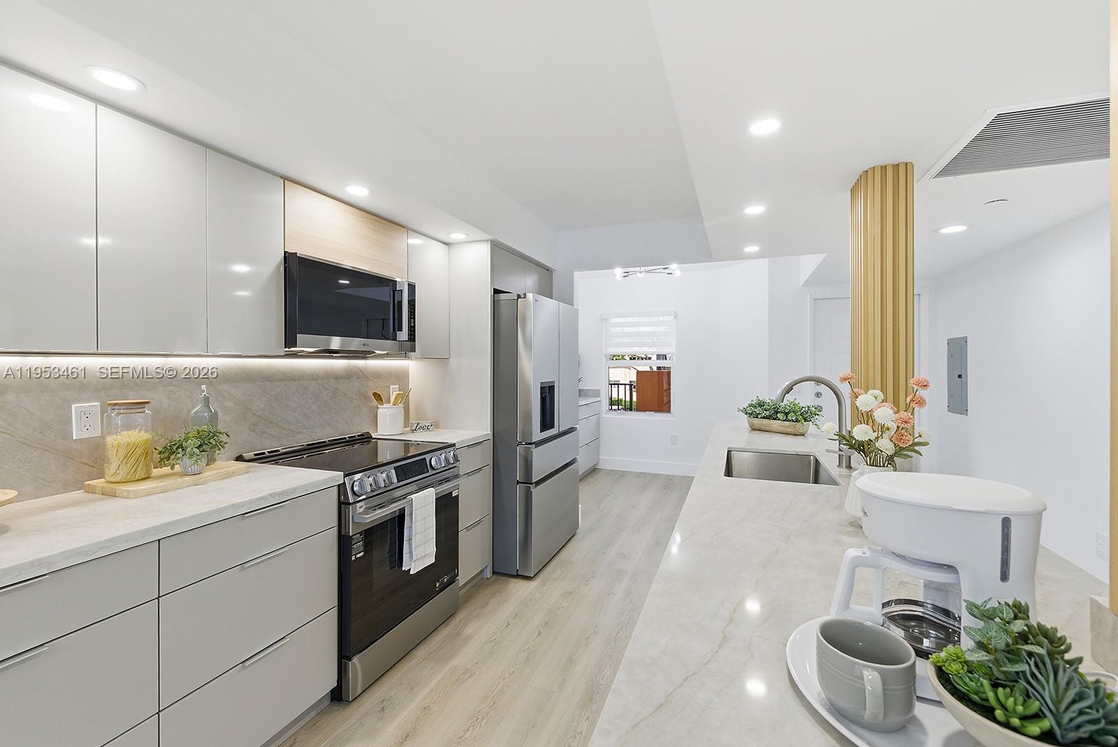 Plymouth At Century Villa