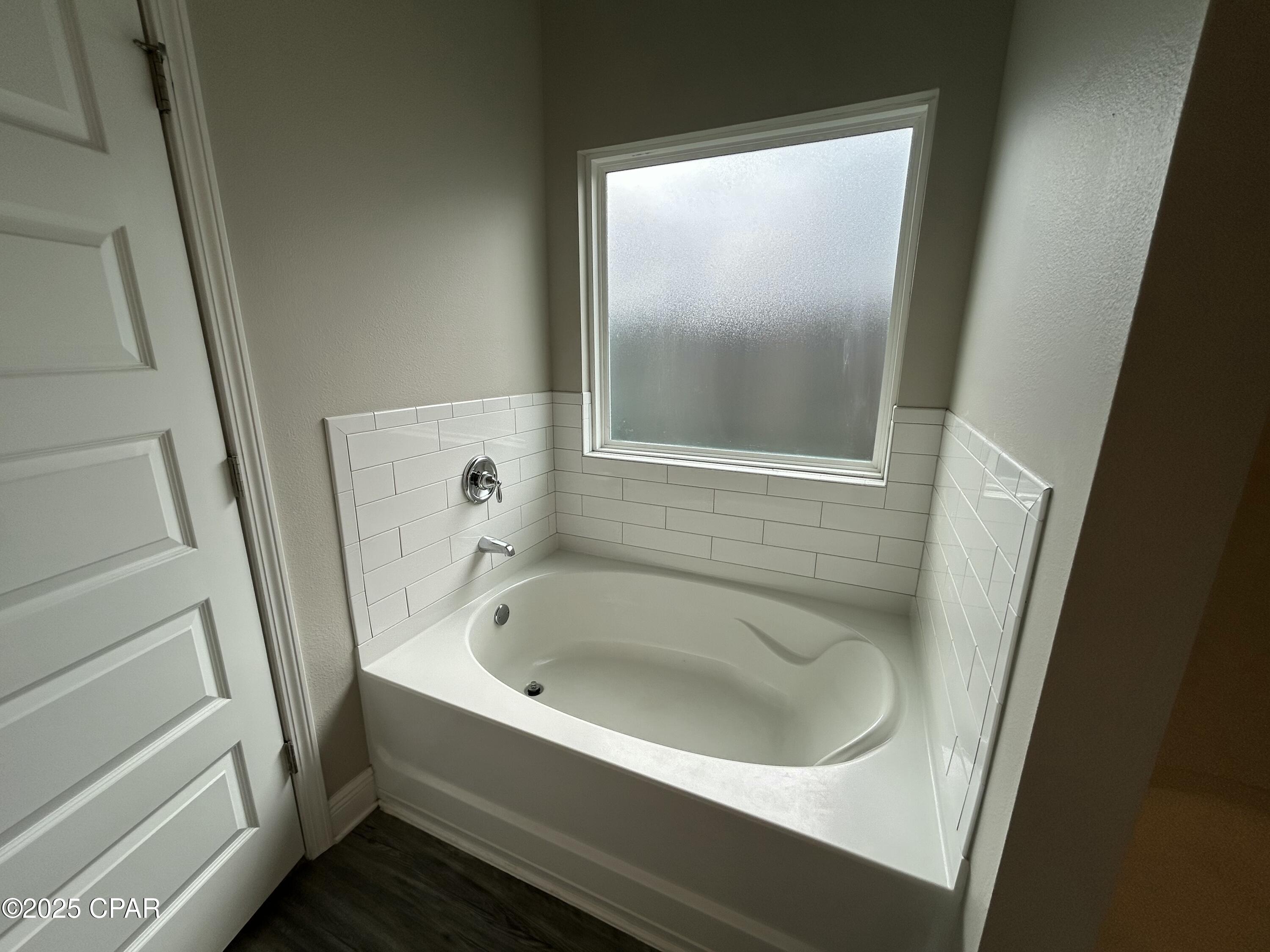 Image 11 For 245 Villa Bay Drive