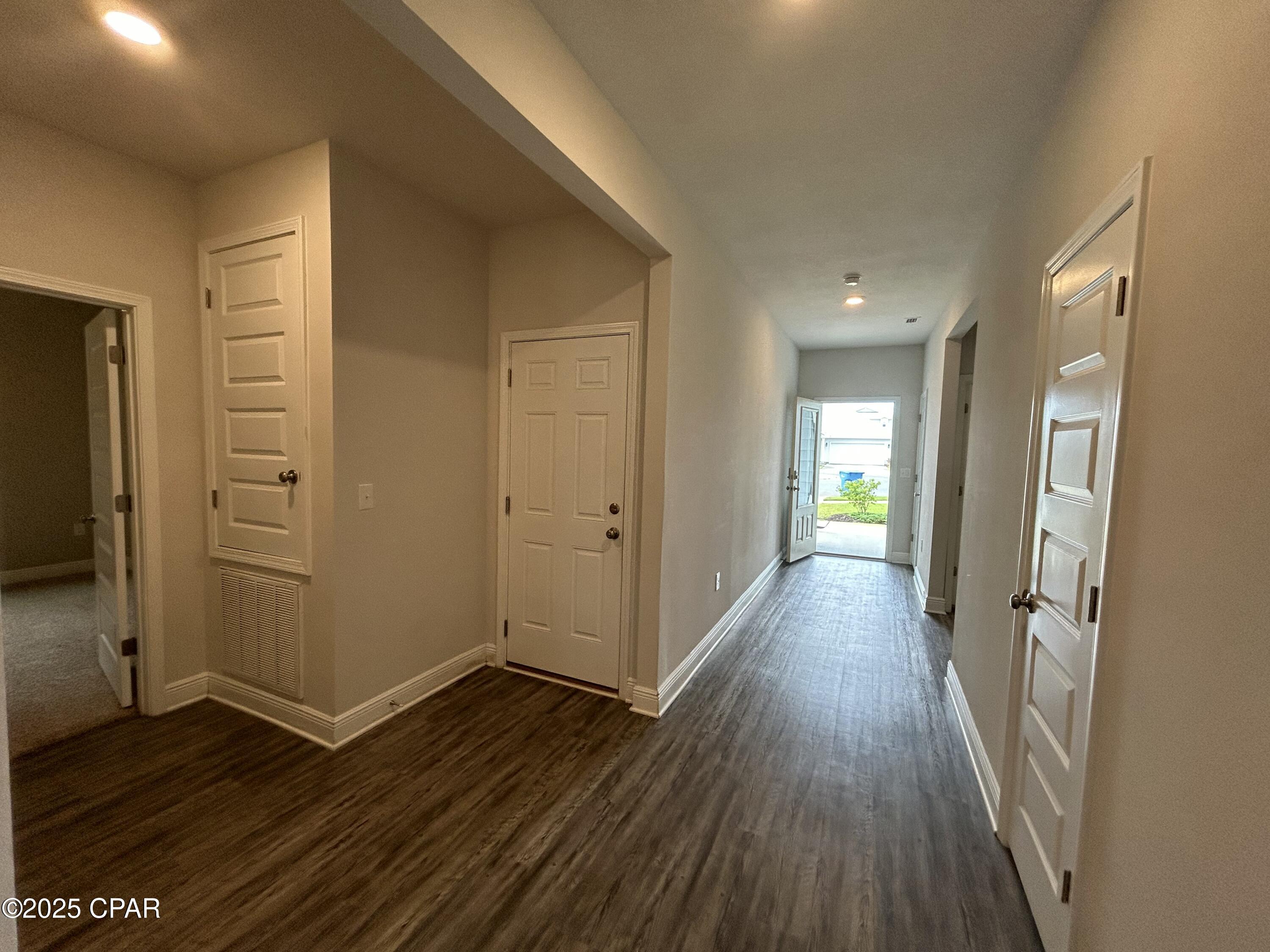 Image 13 For 245 Villa Bay Drive