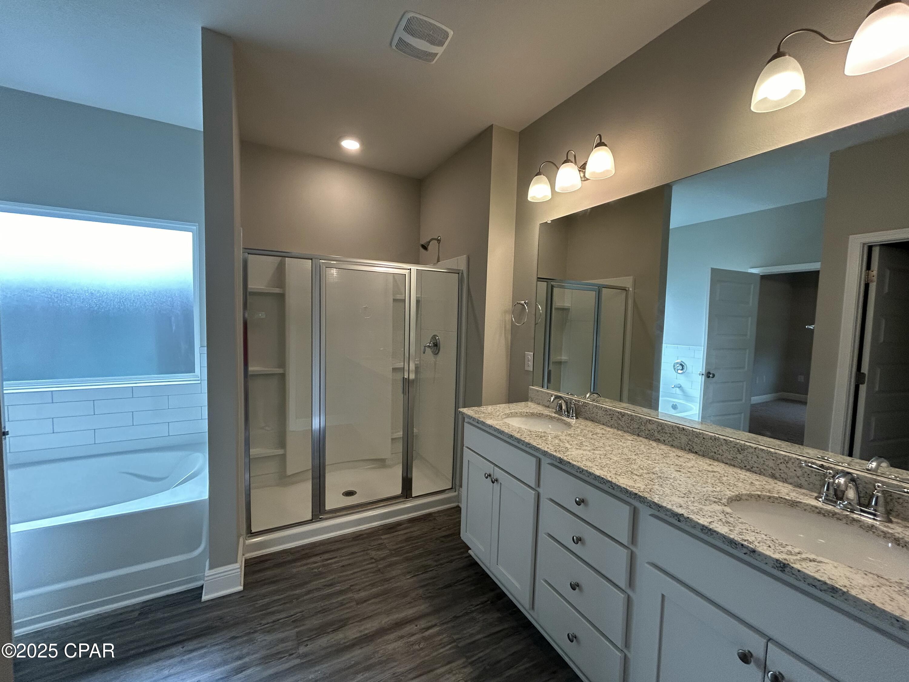 Image 9 For 245 Villa Bay Drive