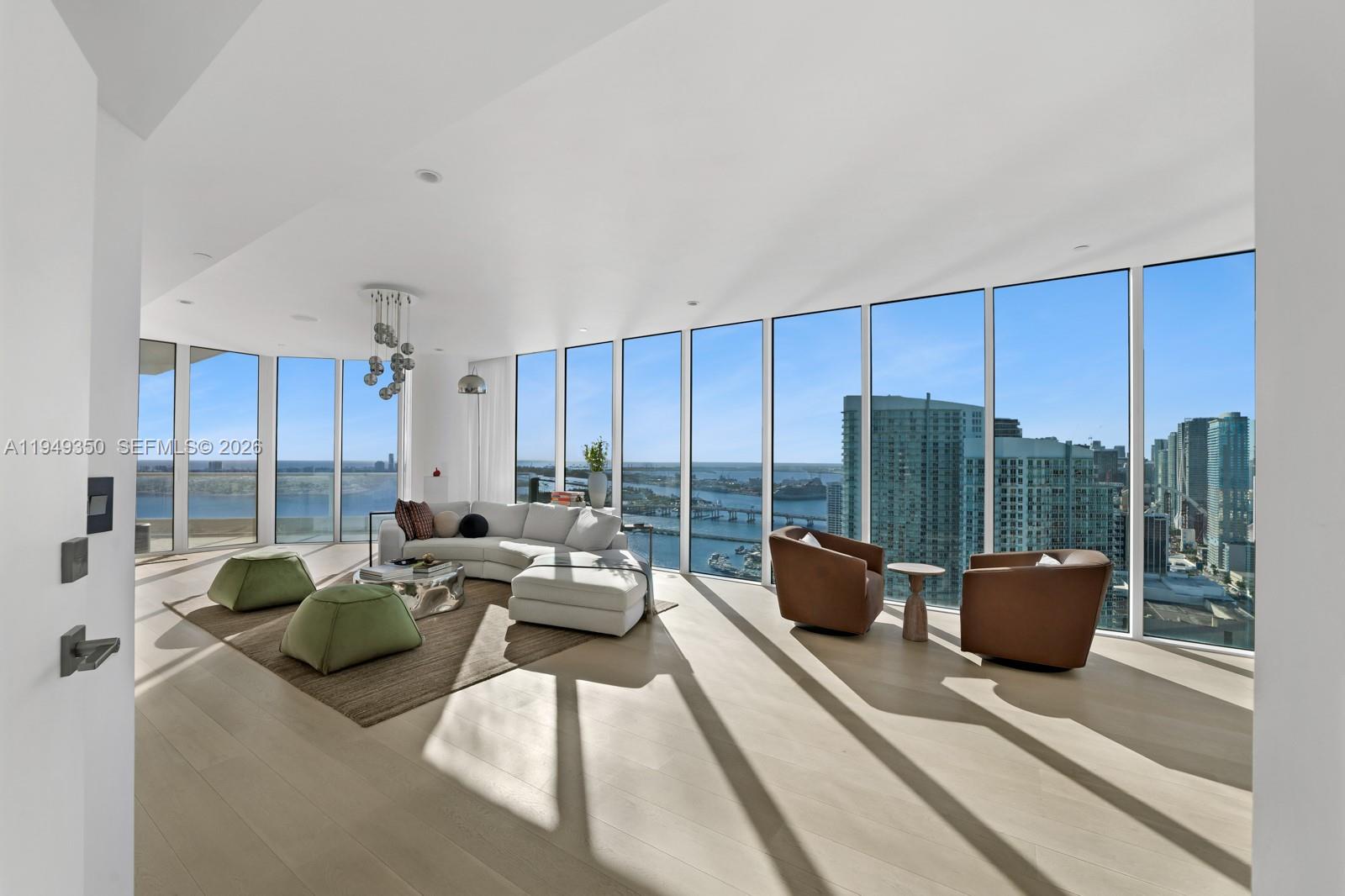 Paramount Bay Condo