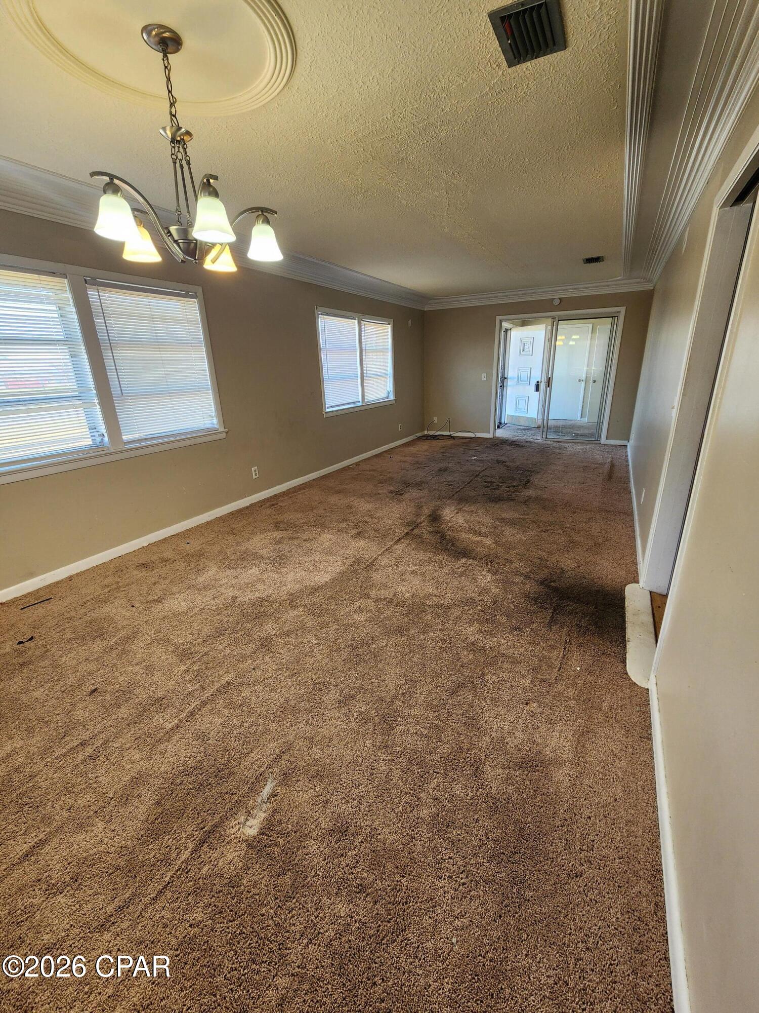 Image 7 For 1023 Bay Avenue