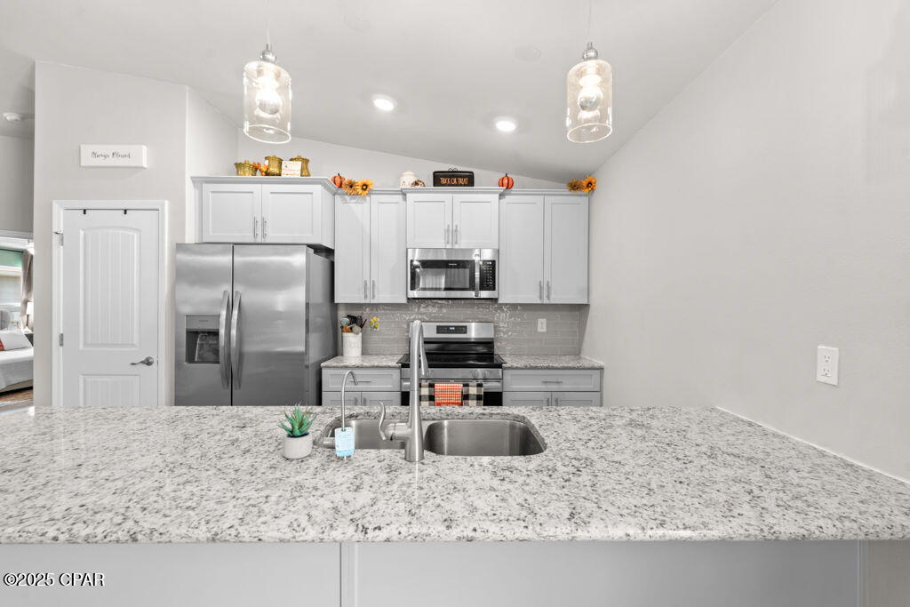 Image 11 For 11434 Palm Breeze Street