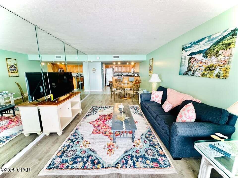 Image 2 For 6905 Thomas Drive 602