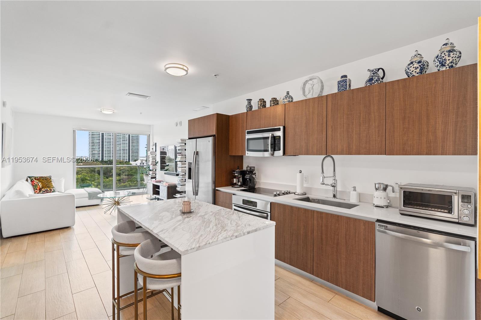 Le Parc At Brickell Condo