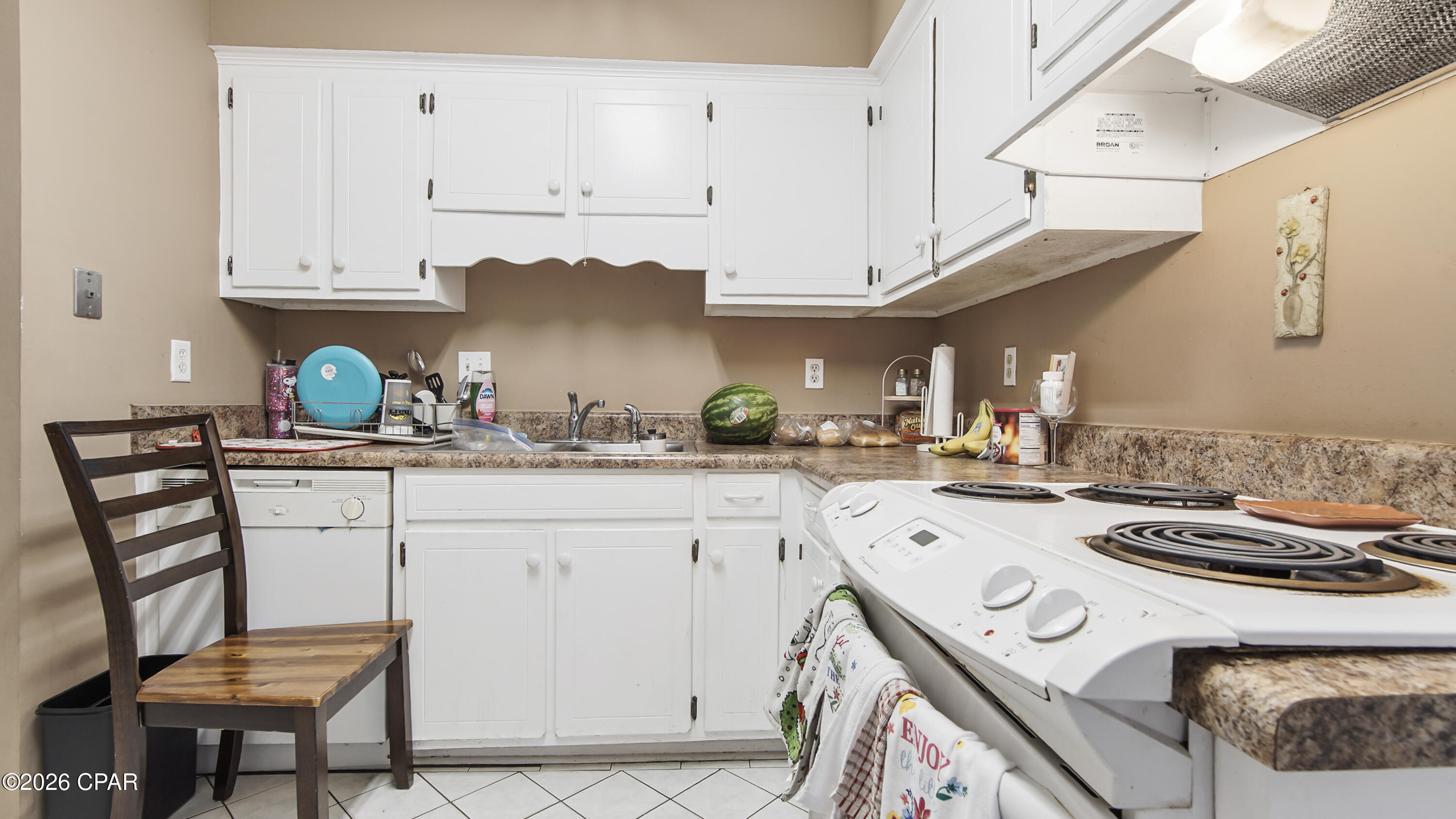 Image 8 For 3902 Solano Road