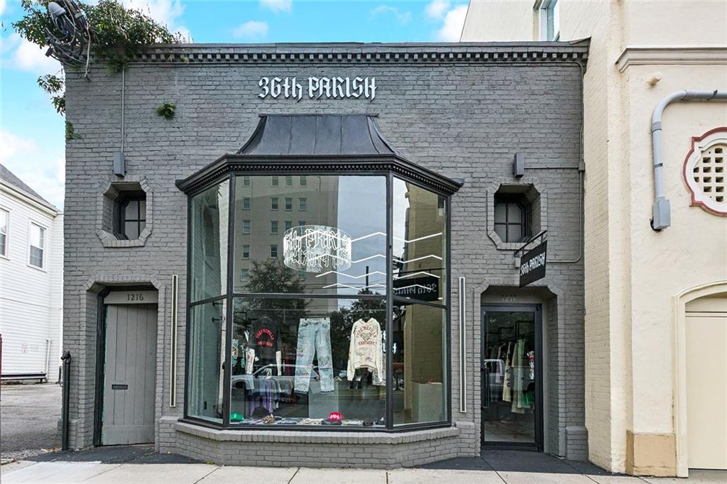 Photo of 1216-18 SAINT CHARLES Avenue, New Orleans, LA 70130