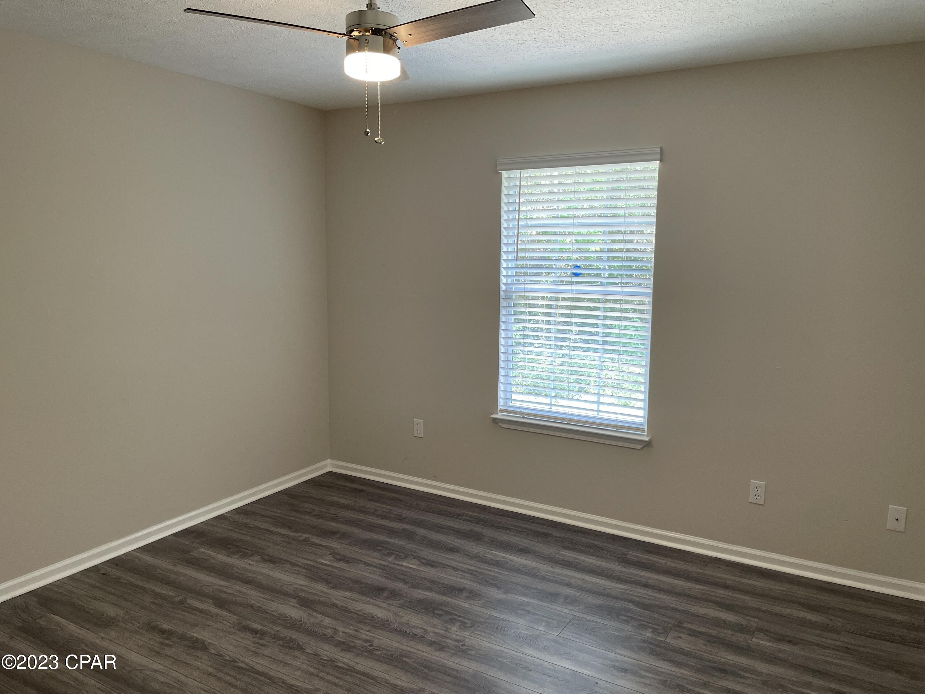 Image 8 For 241 Hannover Circle