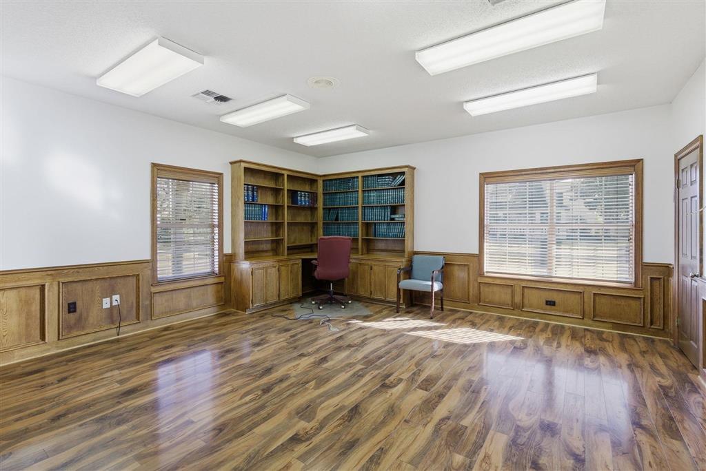 1830 Hodges Street — photo 5