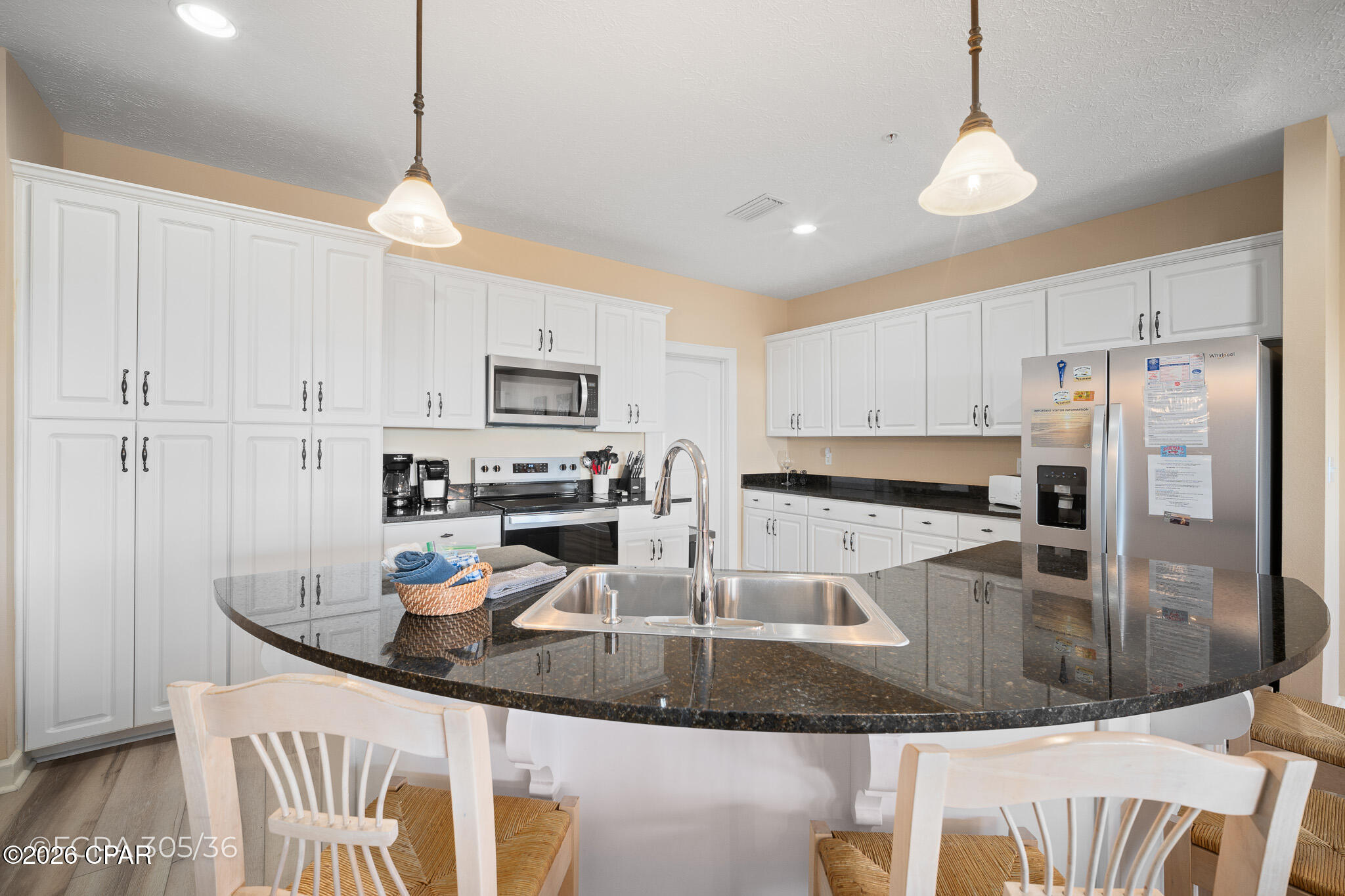 Image 19 For 197 Cape Pointe Drive B1