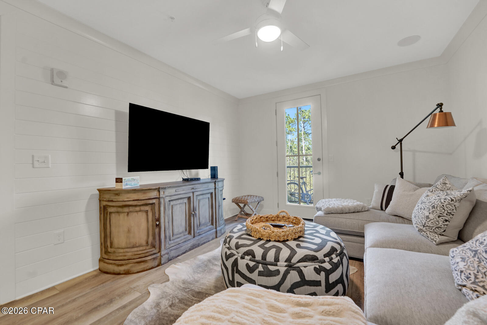 Image 11 For 291 County Highway 393  324