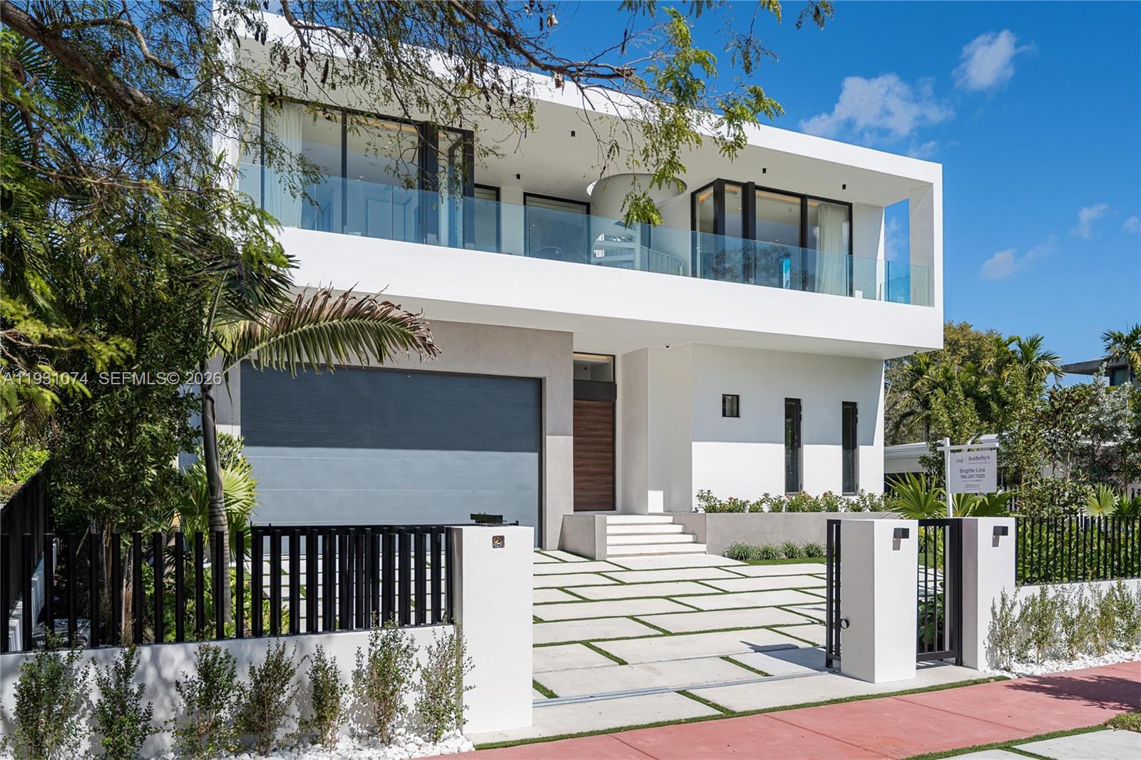 1045 47th Ct, Miami Beach, Florida 33140