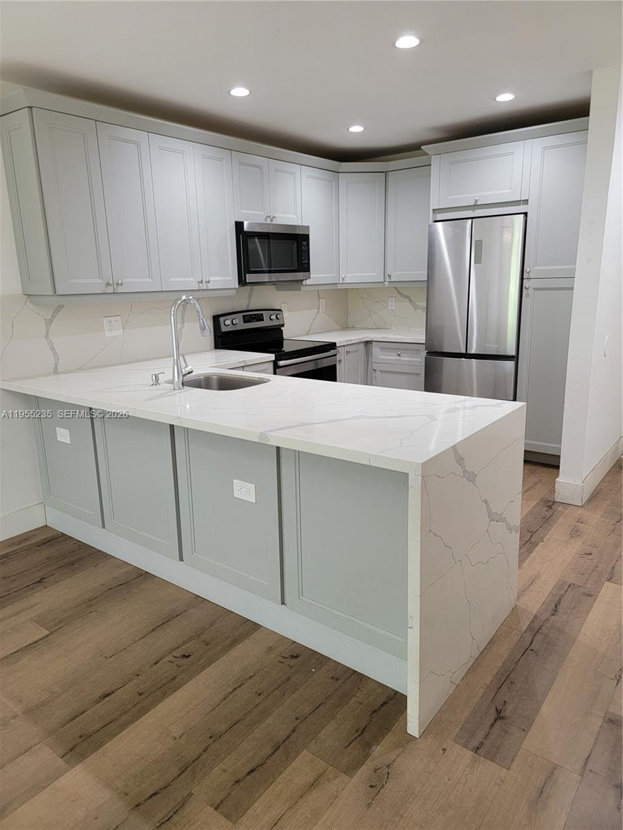 Doral Gardens II Condo