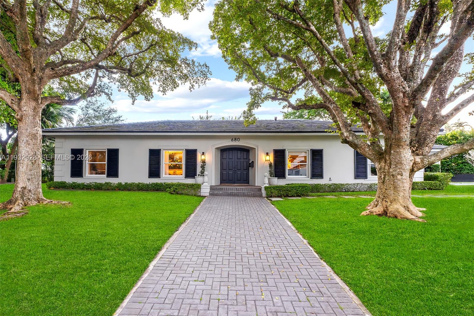 680 Buttonwood Ln Miami, FL 33137