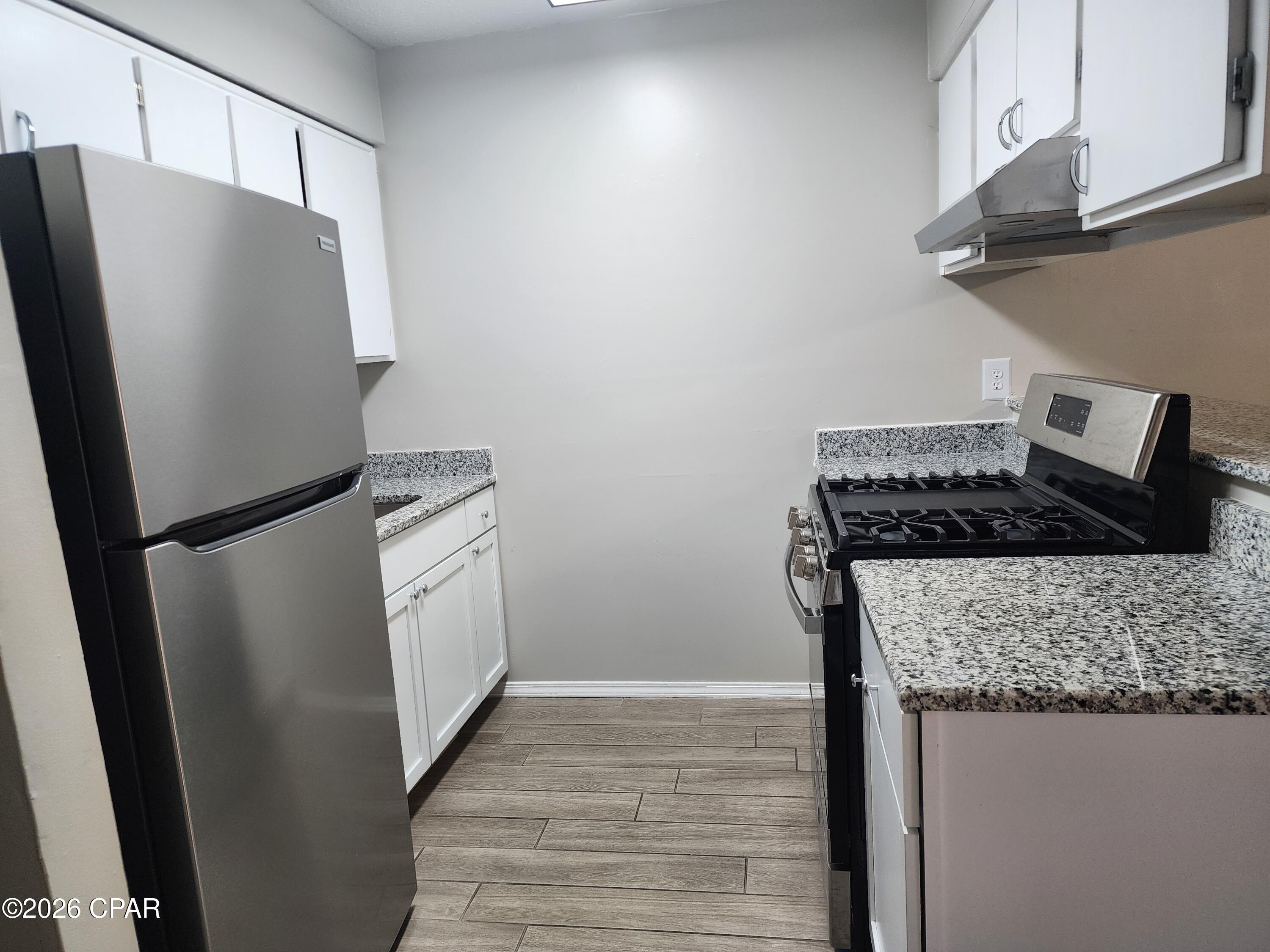 Image 11 For 6568 Harbour Boulevard